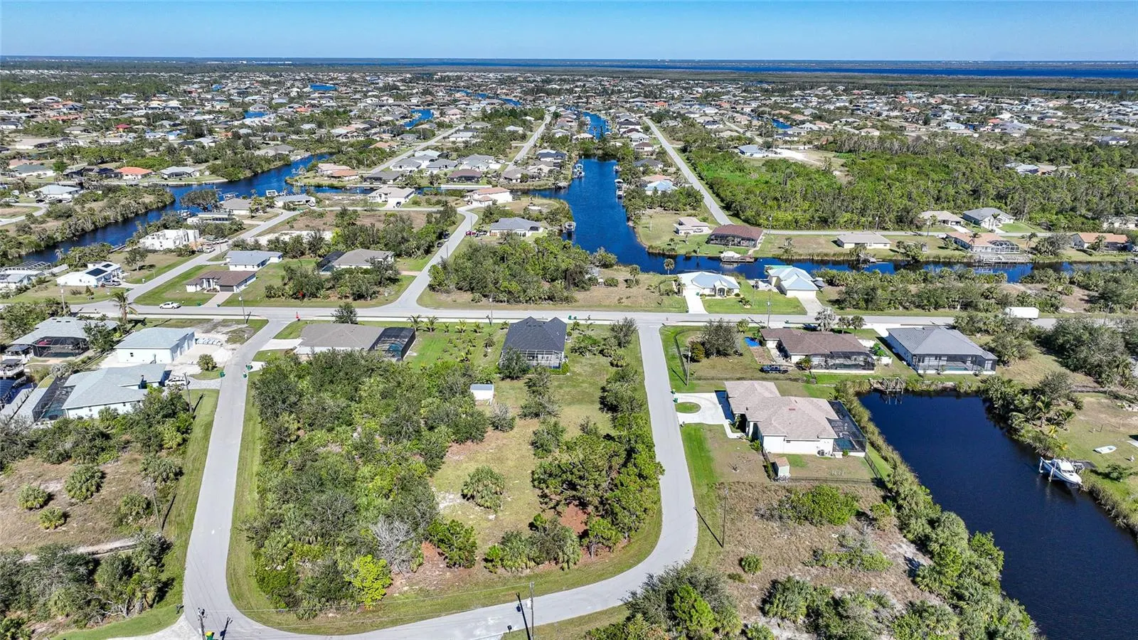 9531 & 9551 HORACE CIR