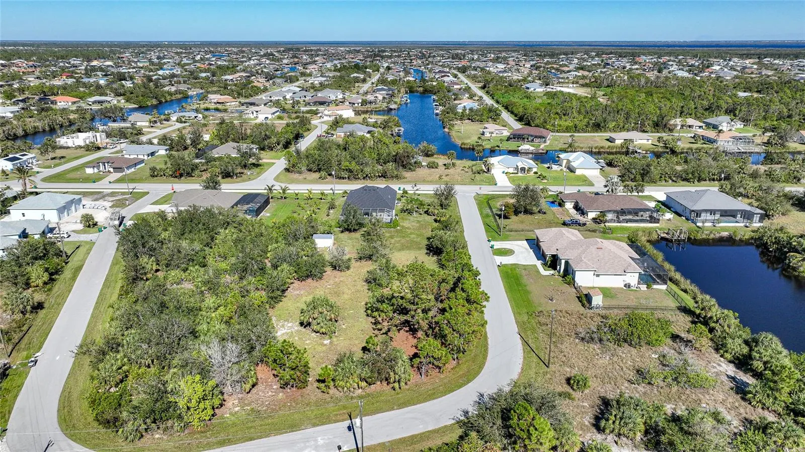 9531 & 9551 HORACE CIR