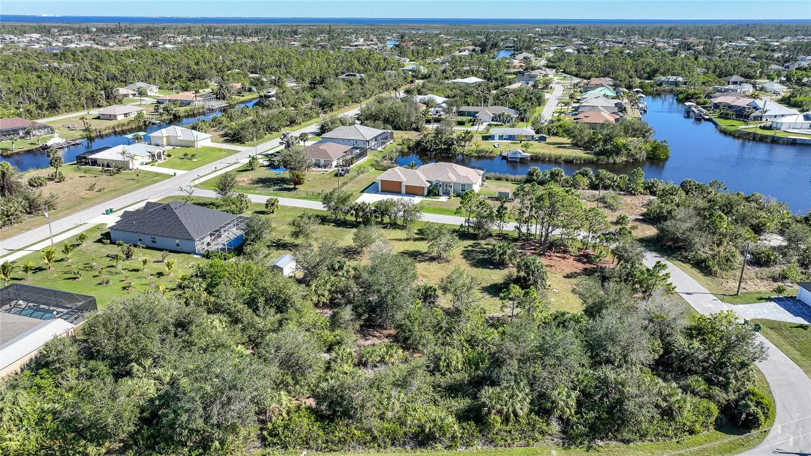 9531 & 9551 HORACE CIR