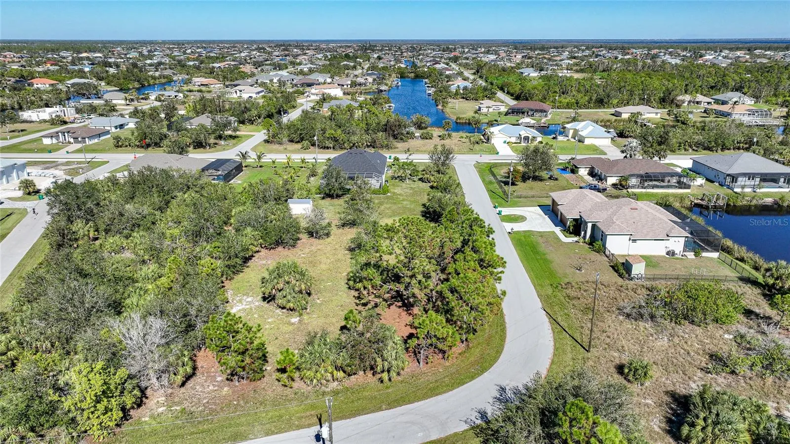 9531 & 9551 HORACE CIR
