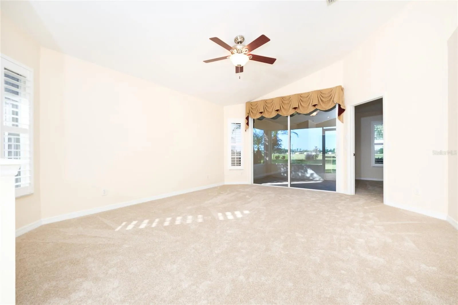 4057 FAIRWAY DR