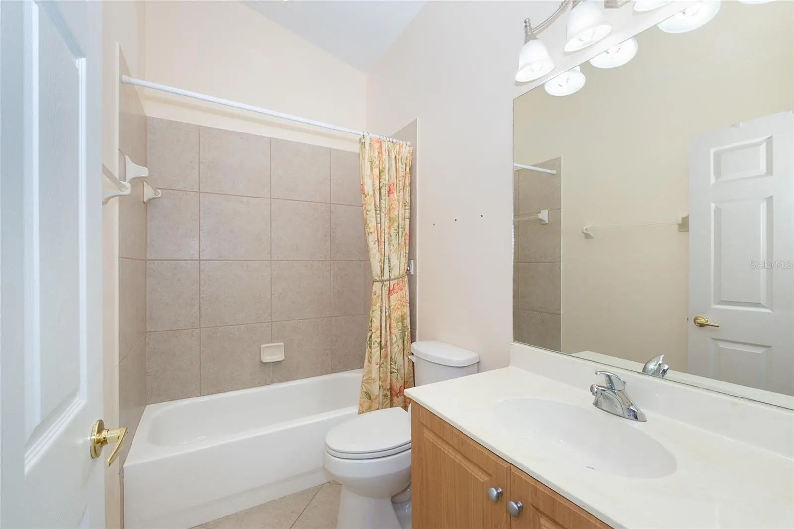 4057 FAIRWAY DR