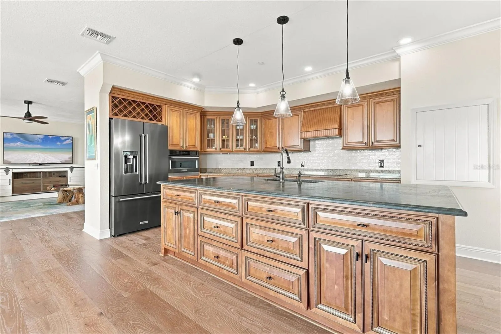 9781 EAGLE PRESERVE DR