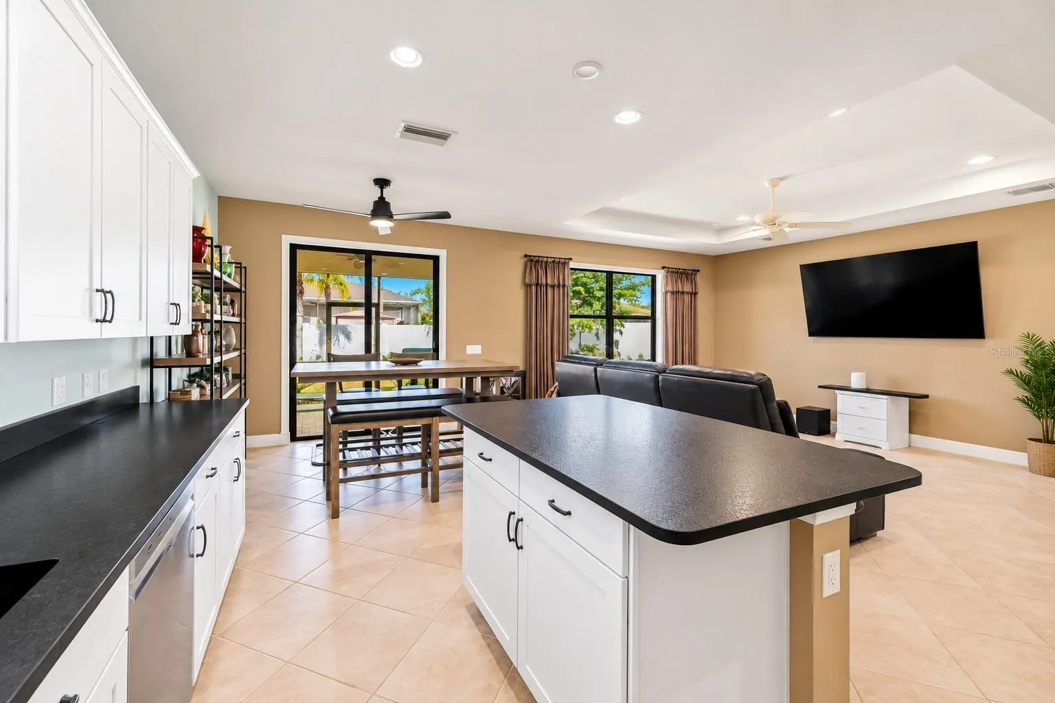 2600 SHERMAN OAK DR