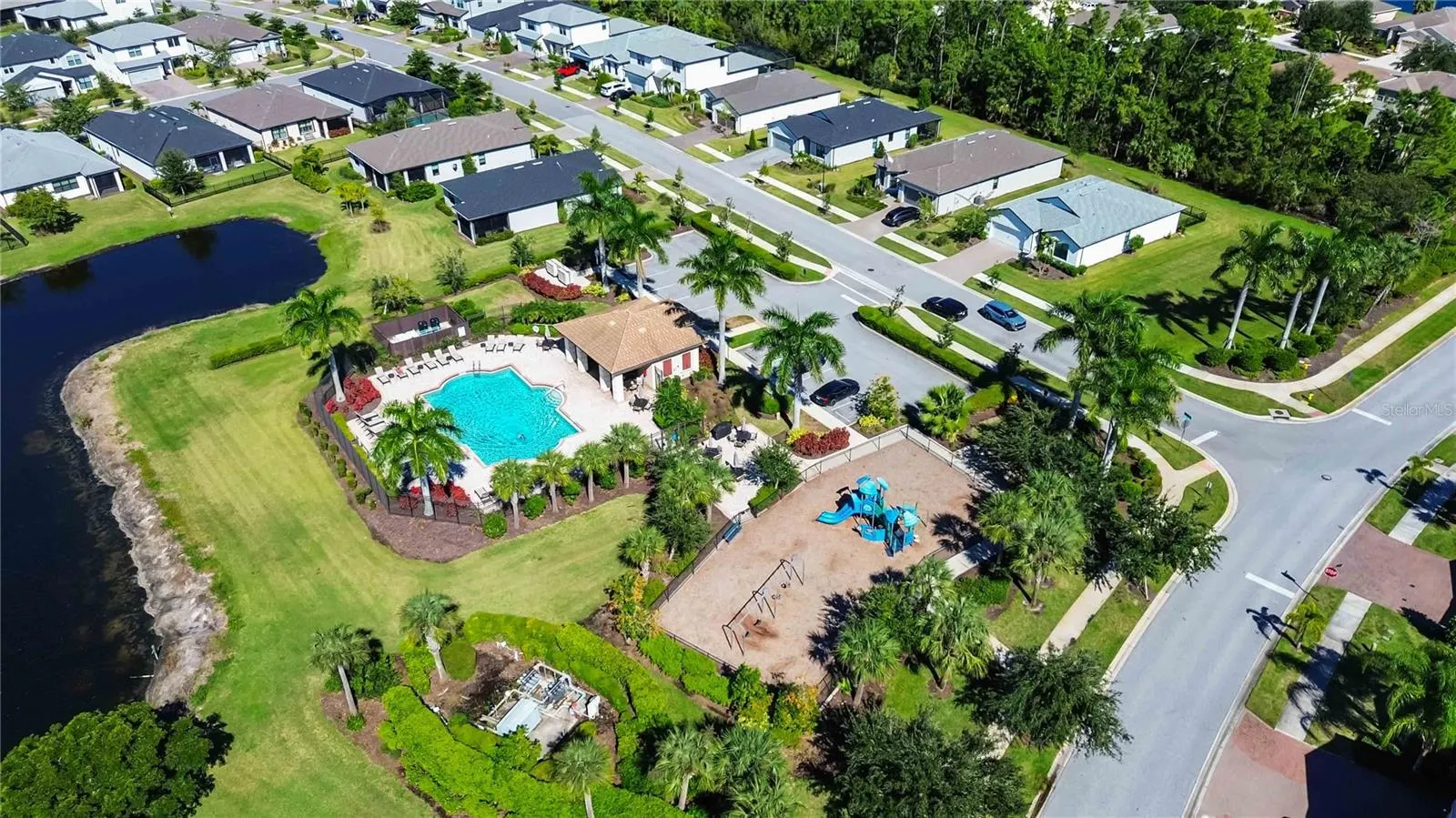 2600 SHERMAN OAK DR