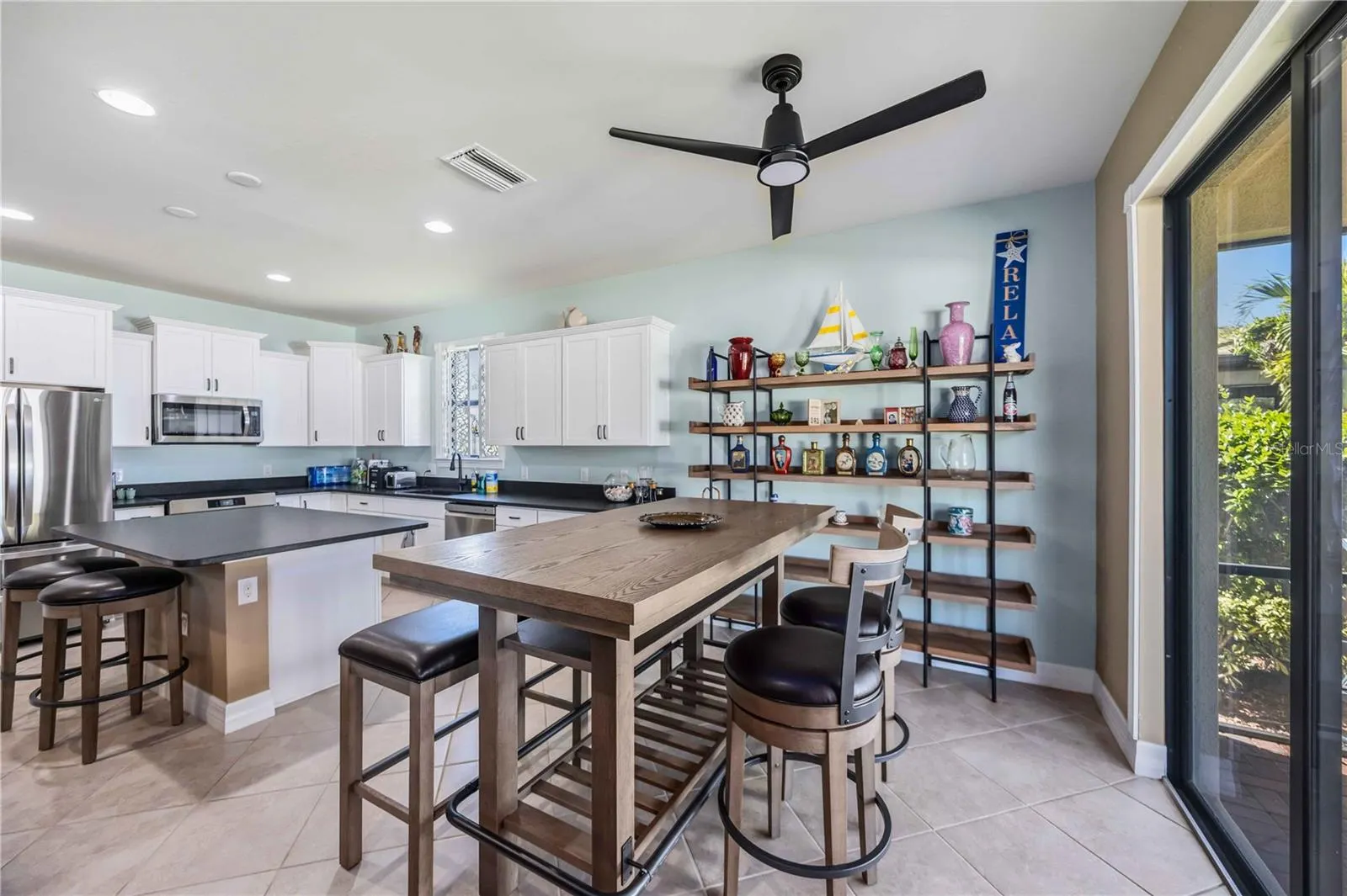 2600 SHERMAN OAK DR