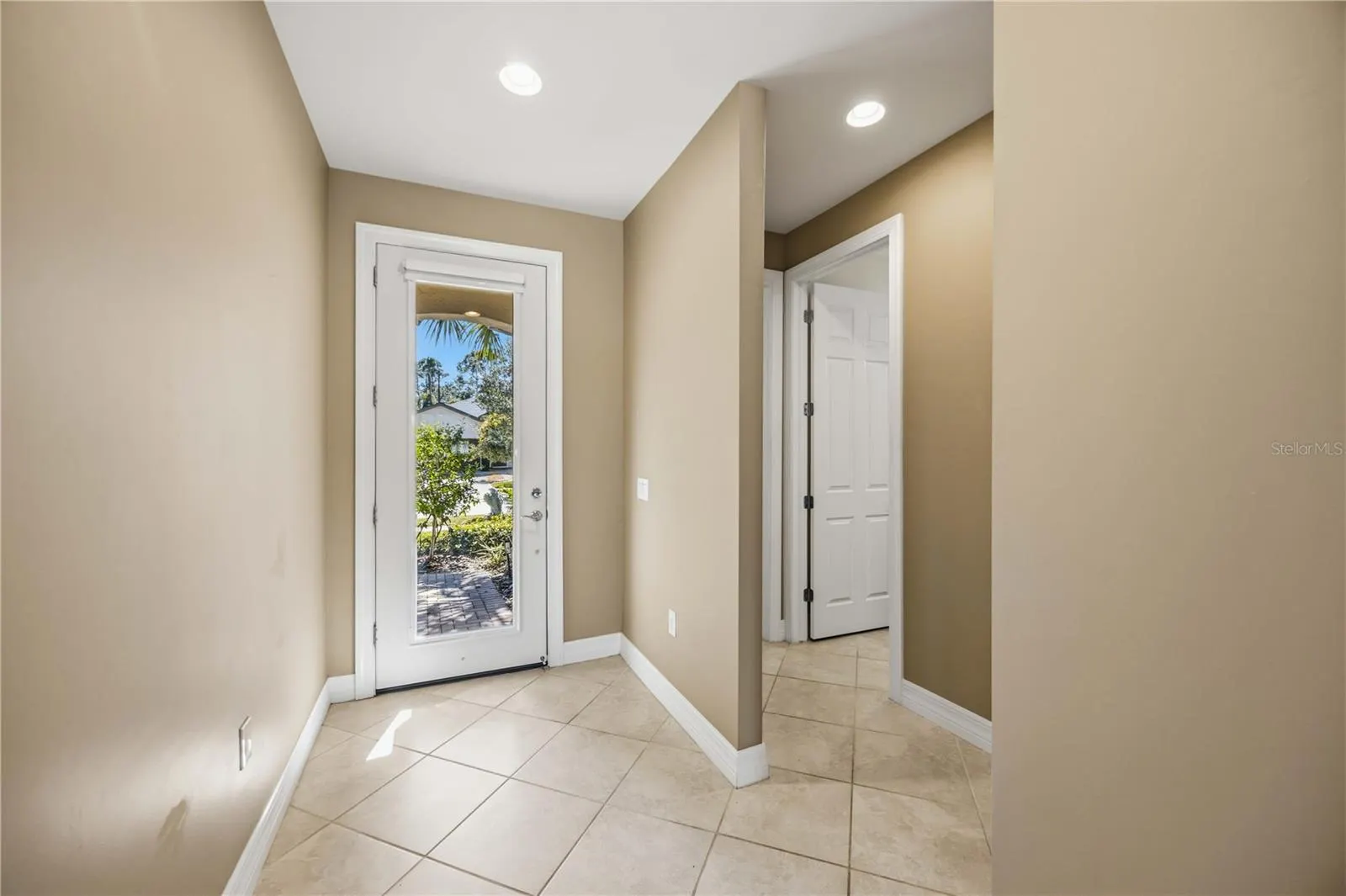 2600 SHERMAN OAK DR