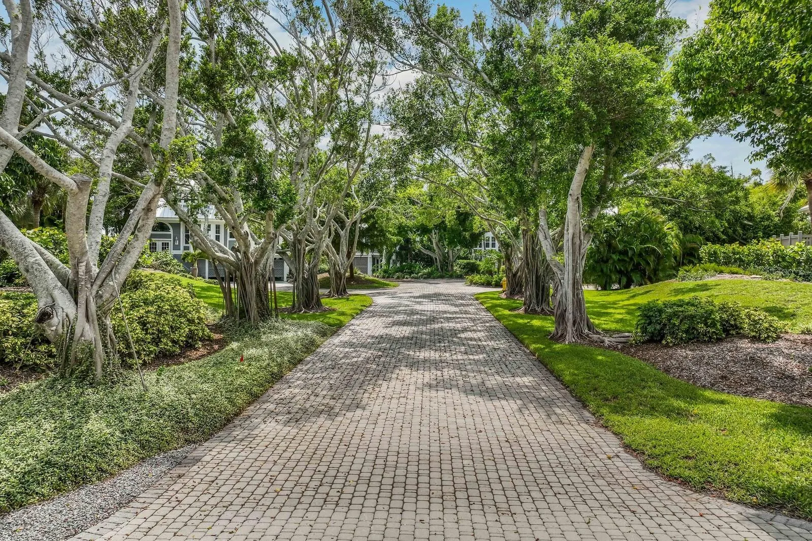 22 SEAWATCH DR
