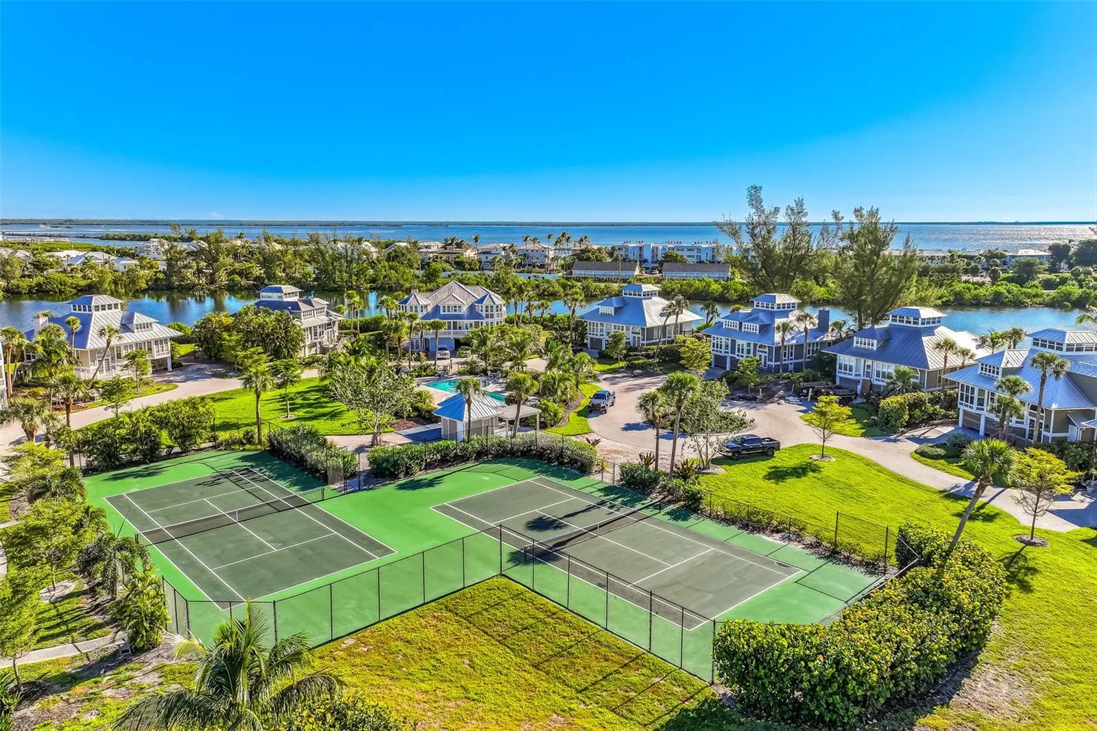 22 SEAWATCH DR