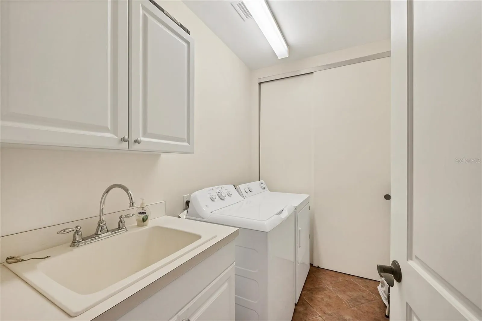 11200 HACIENDA DEL MAR BLVD #B-305 #B-305