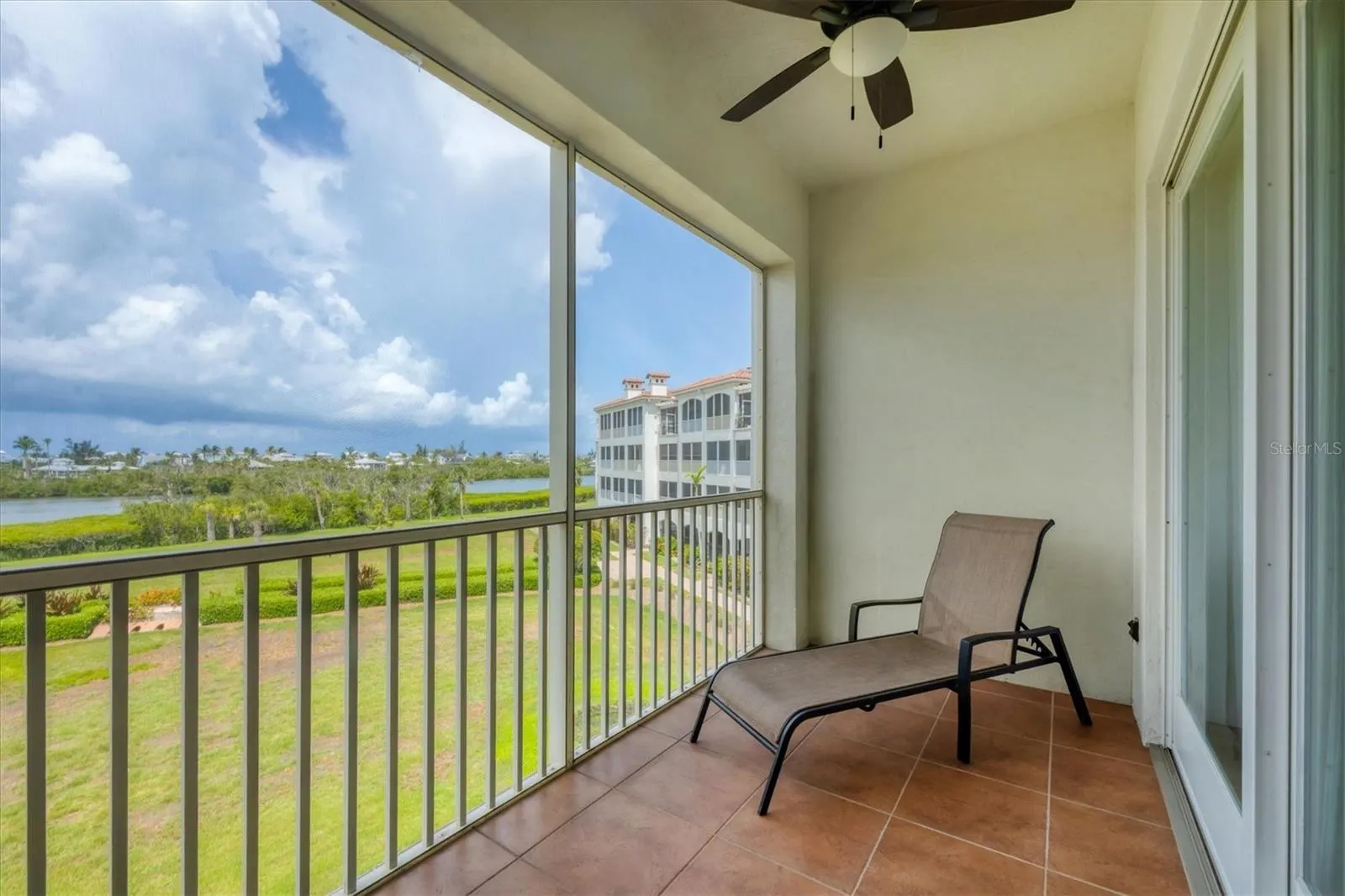 11200 HACIENDA DEL MAR BLVD #B-305 #B-305