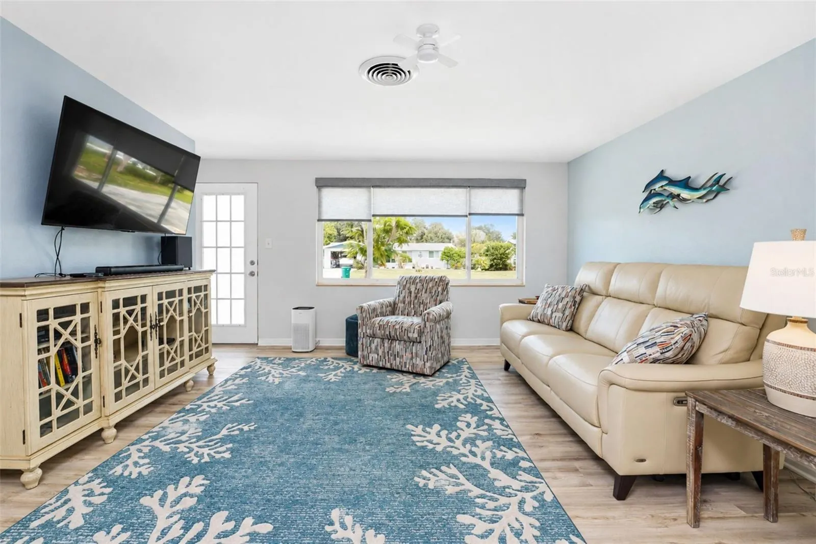 1545 BARBARA PL