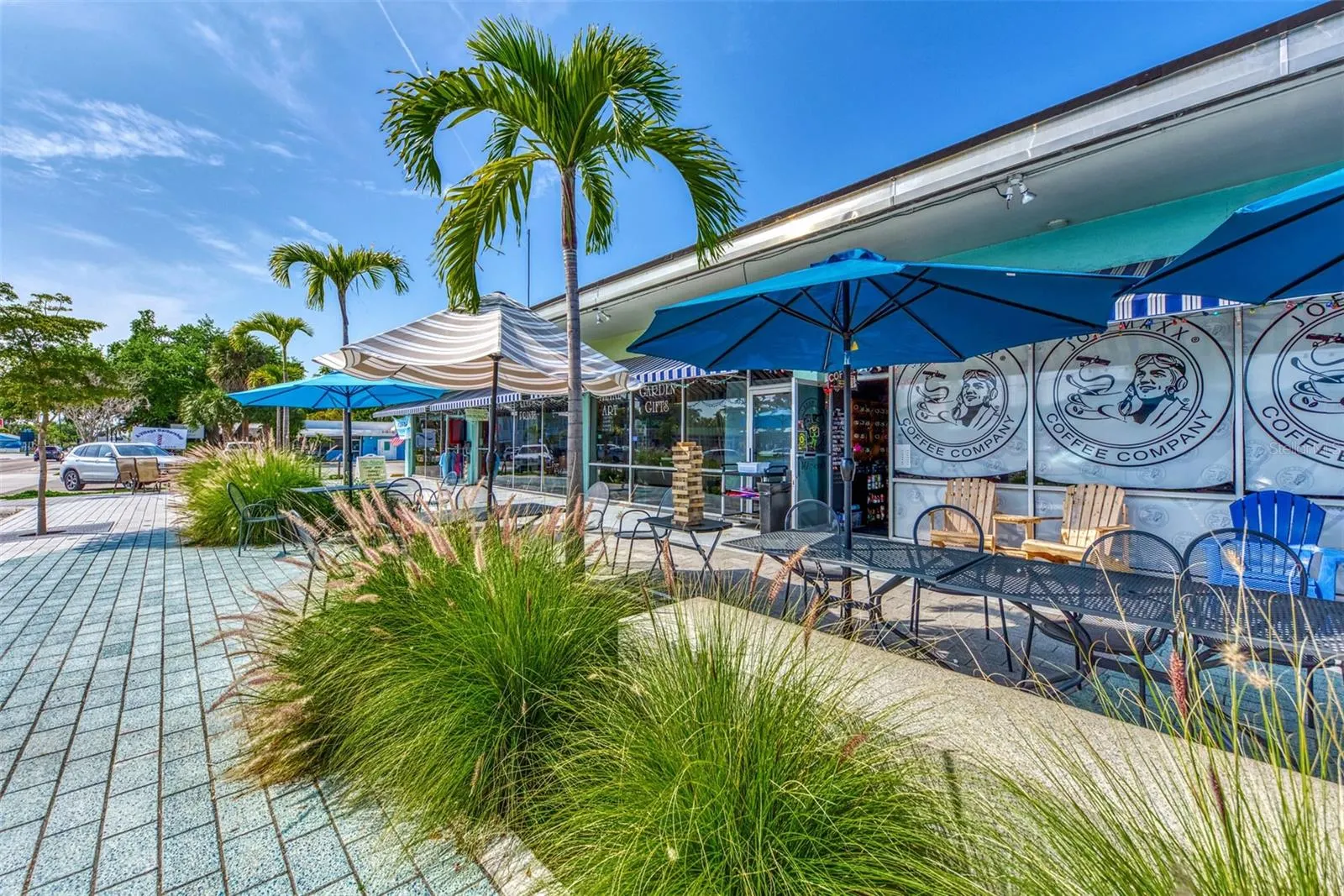 1545 BARBARA PL