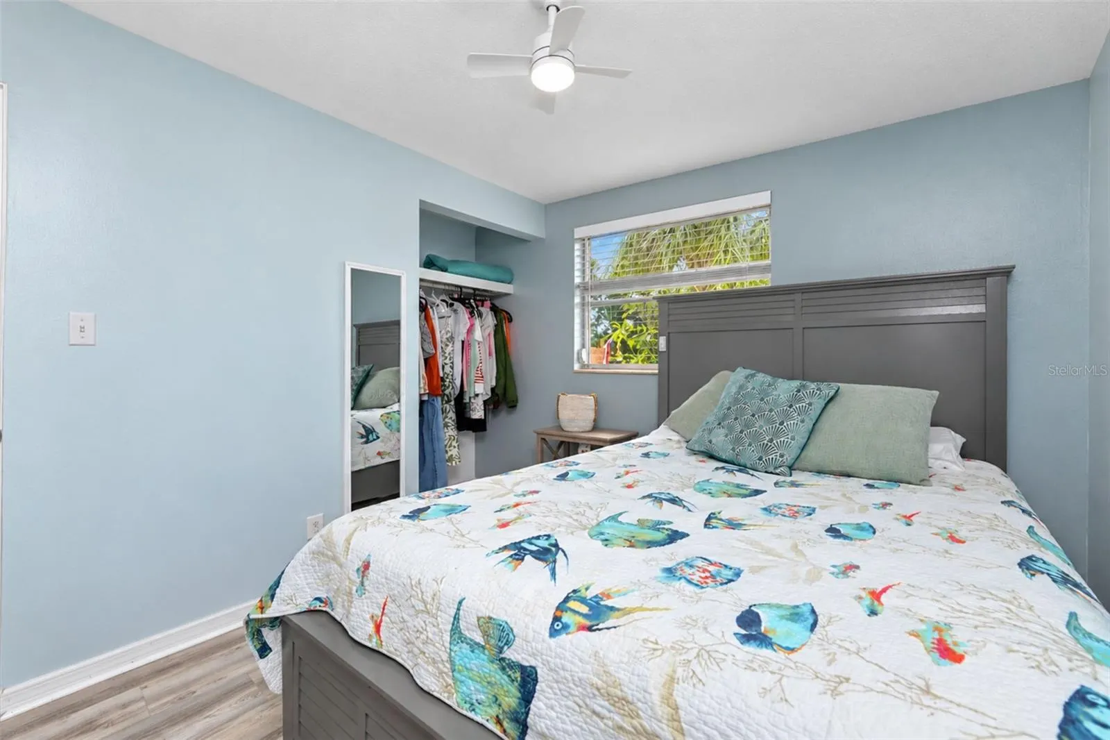 1545 BARBARA PL