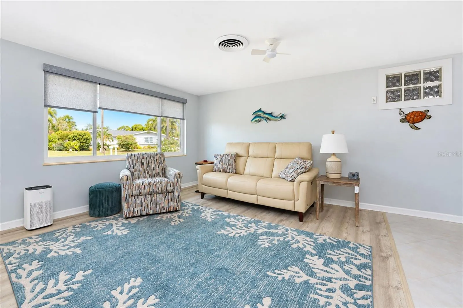 1545 BARBARA PL