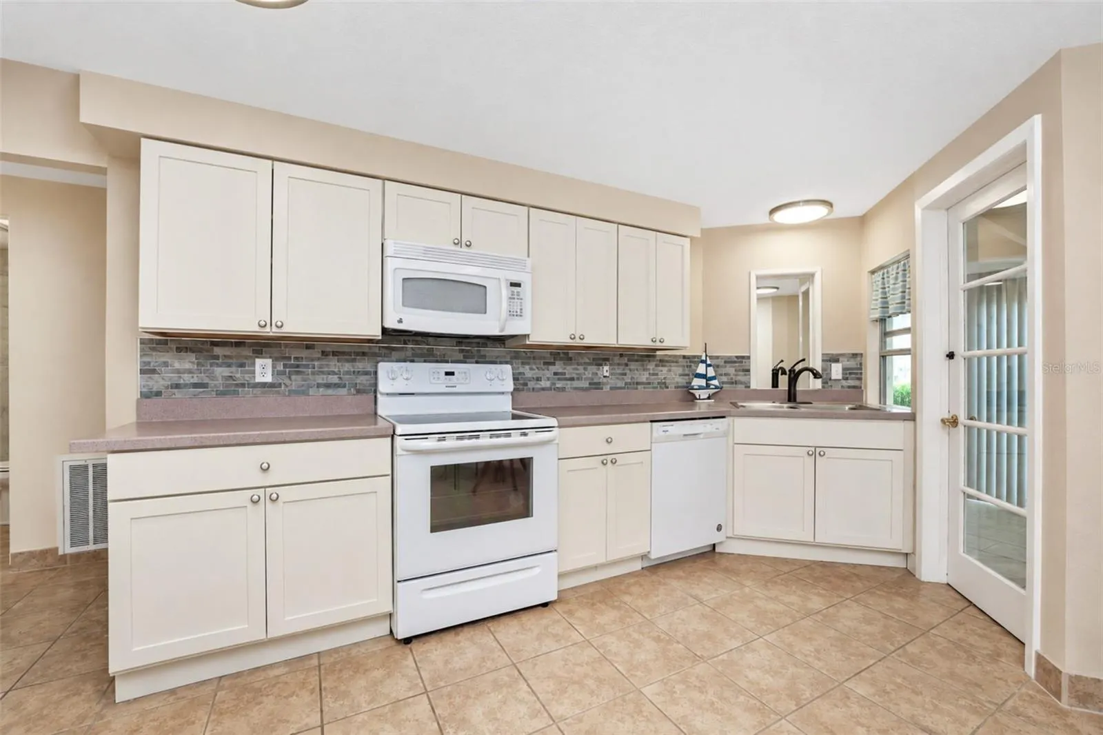 21 OAKWOOD DR N #21 #21