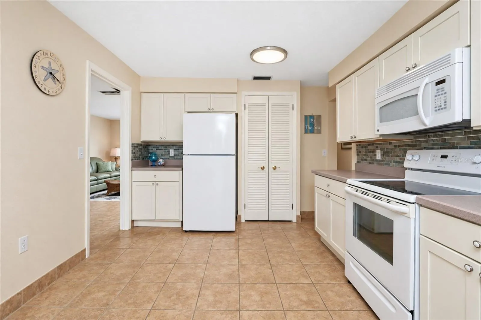 21 OAKWOOD DR N #21 #21