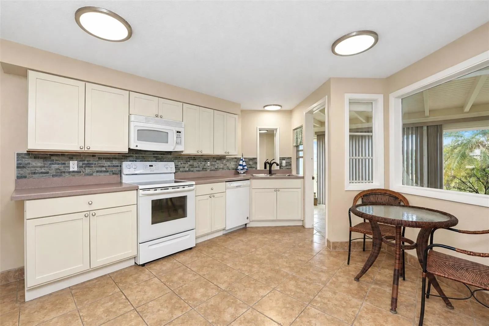 21 OAKWOOD DR N #21 #21
