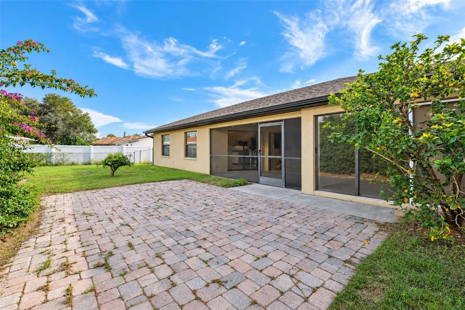 1881 NEPTUNE DR