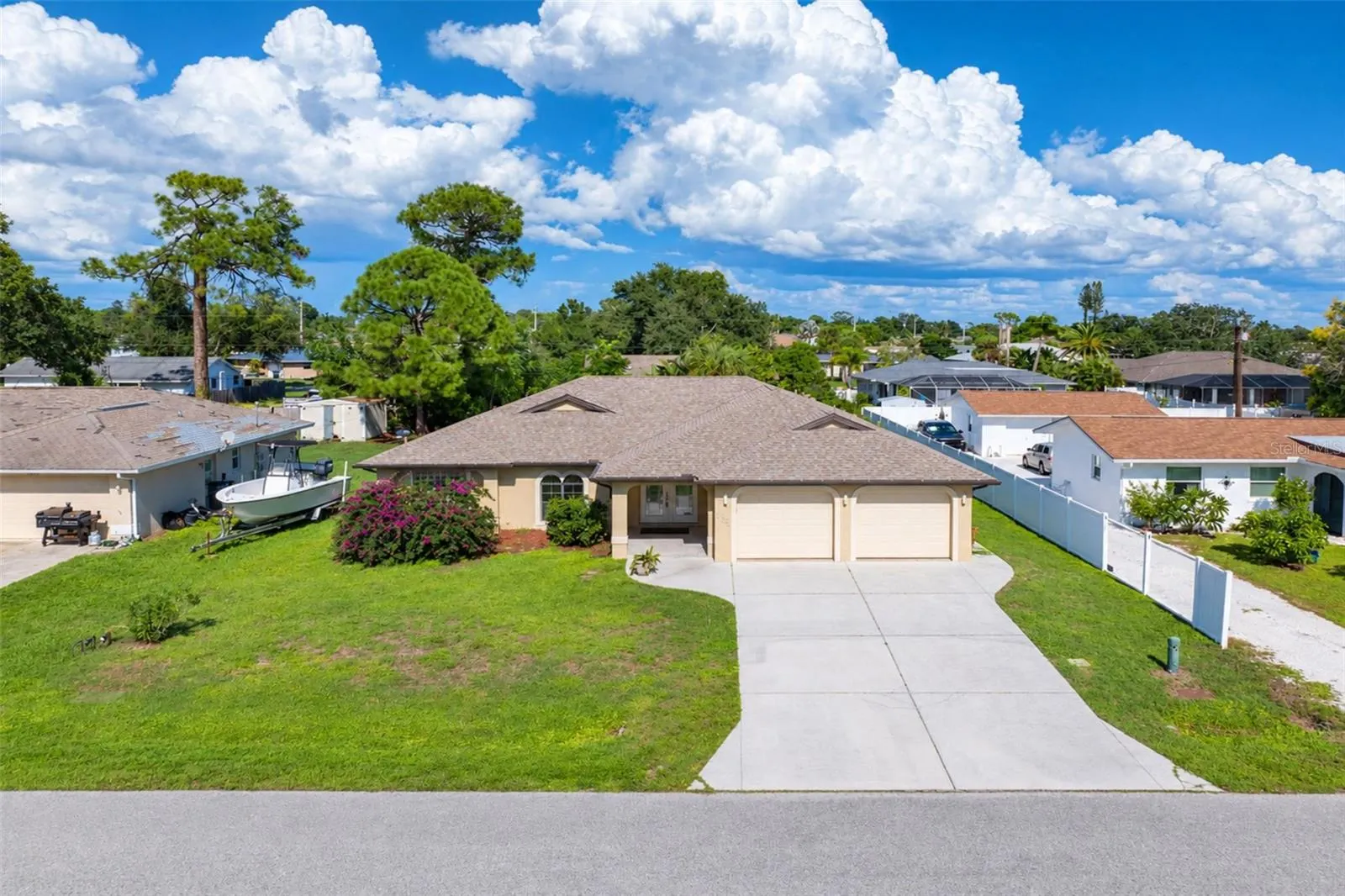 1881 NEPTUNE DR