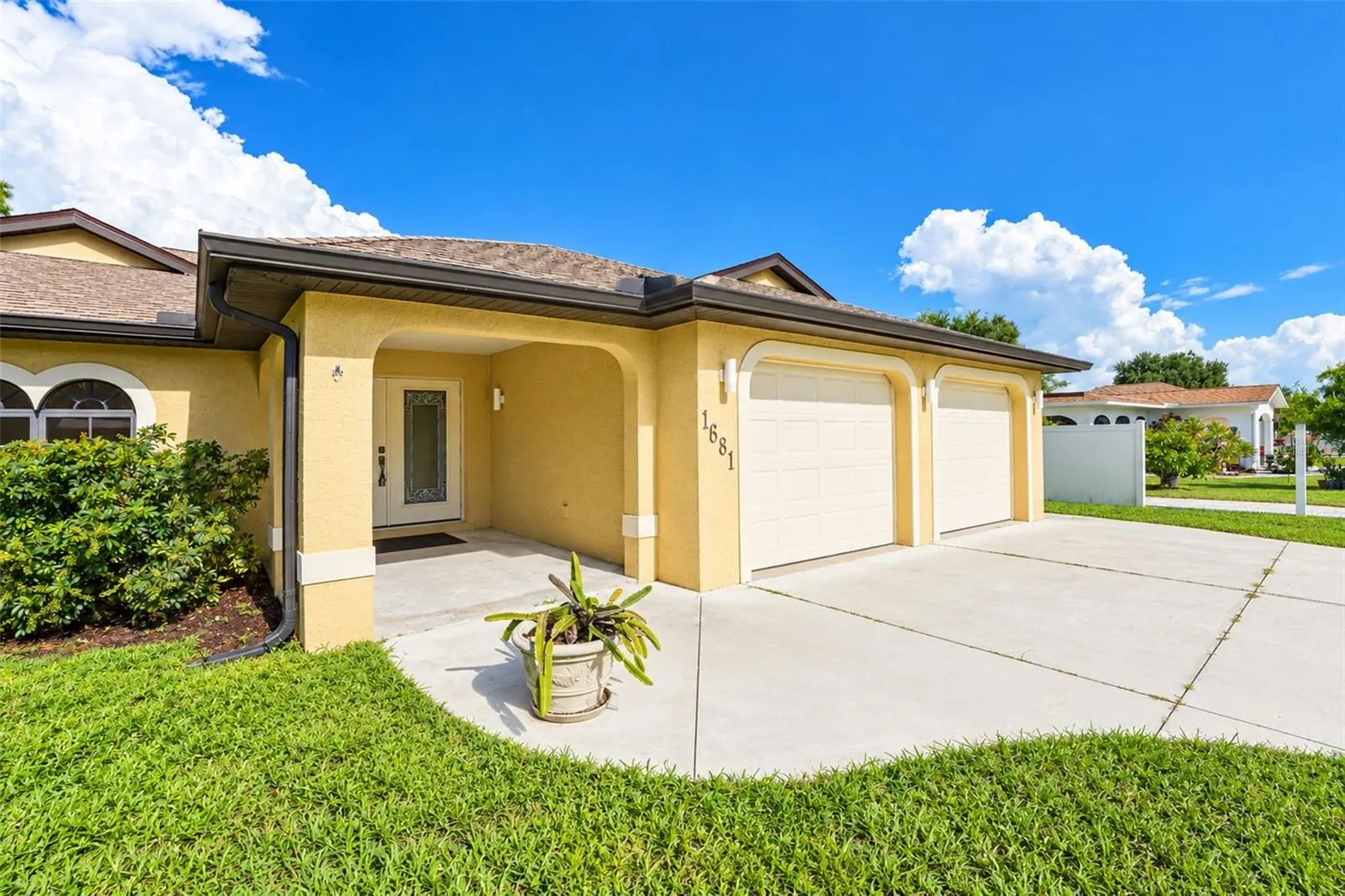 1881 NEPTUNE DR