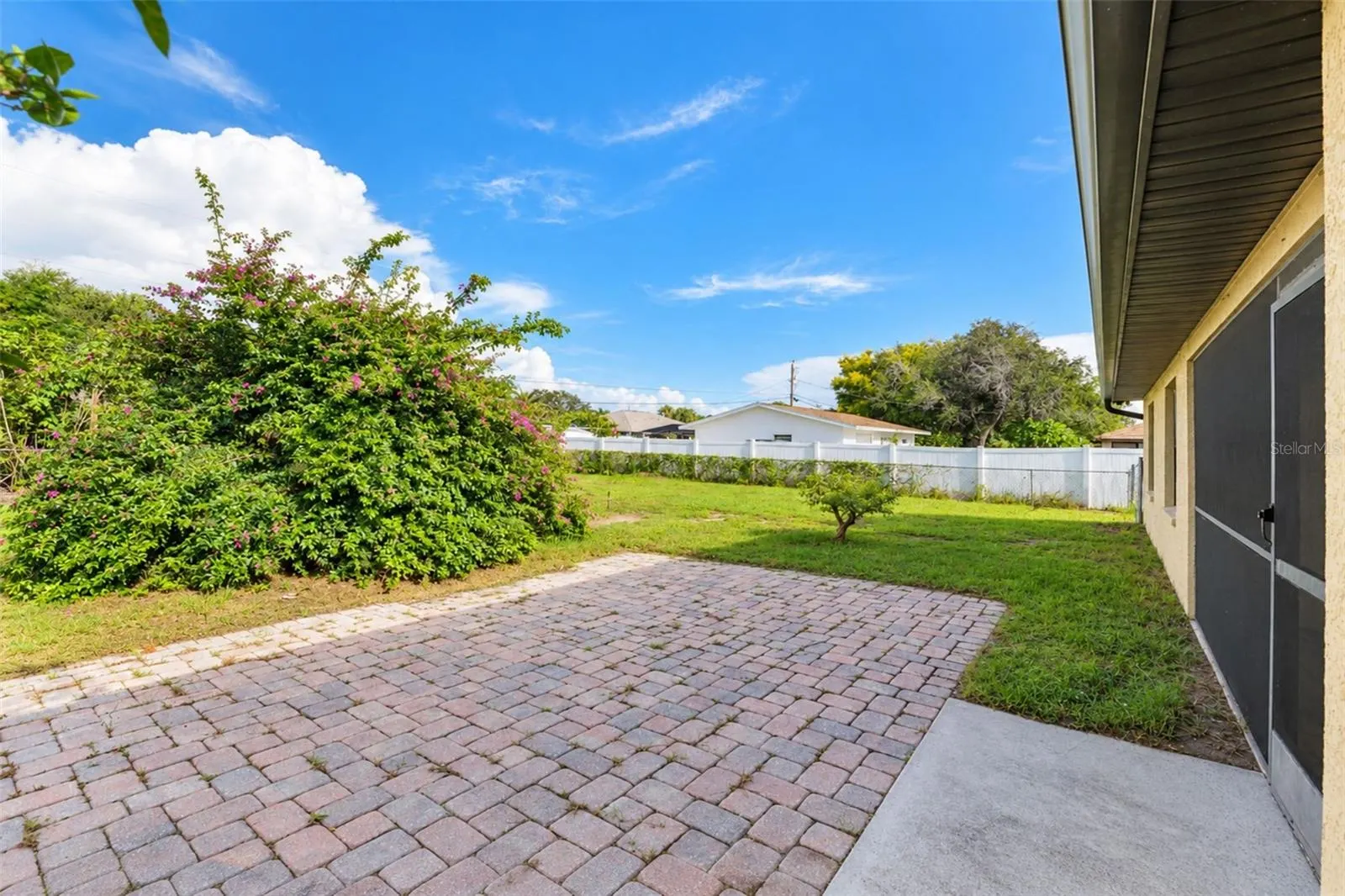 1881 NEPTUNE DR