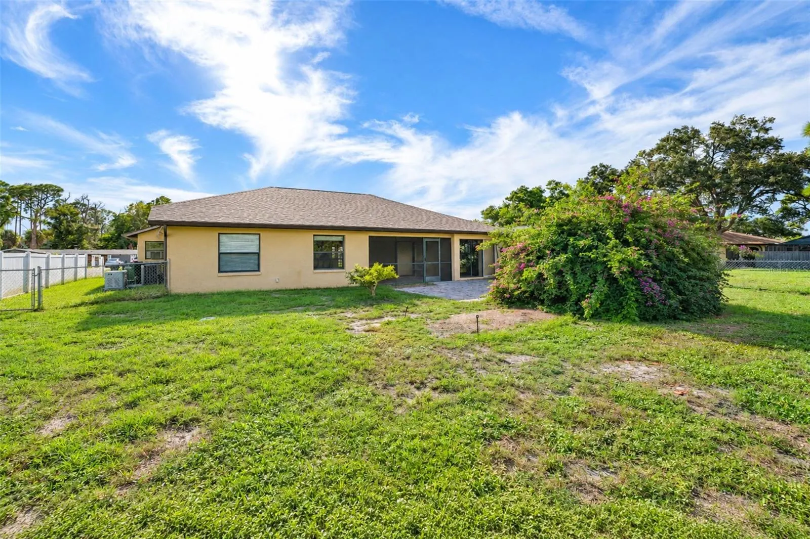 1881 NEPTUNE DR