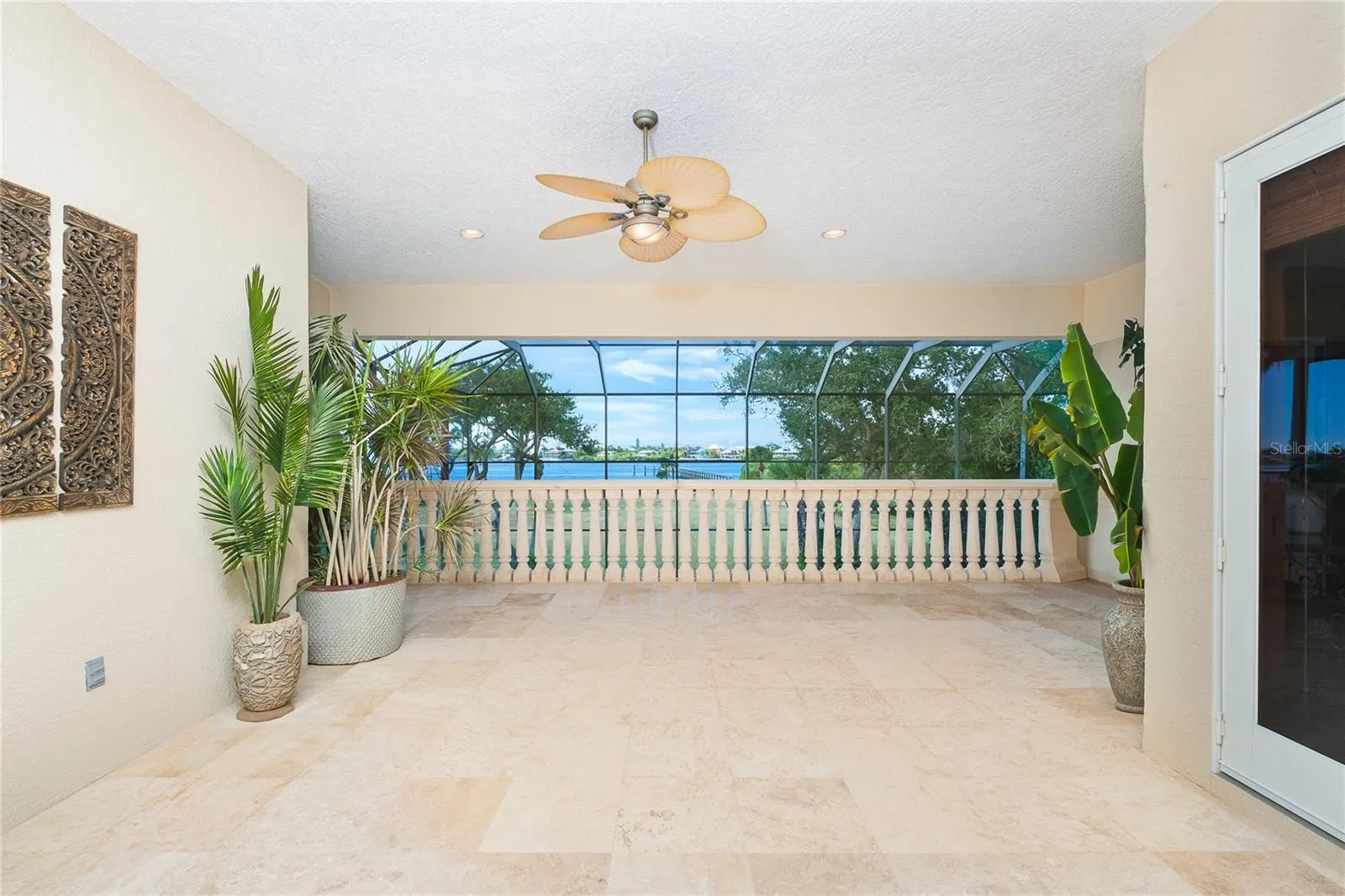 1930 BAYSHORE DR