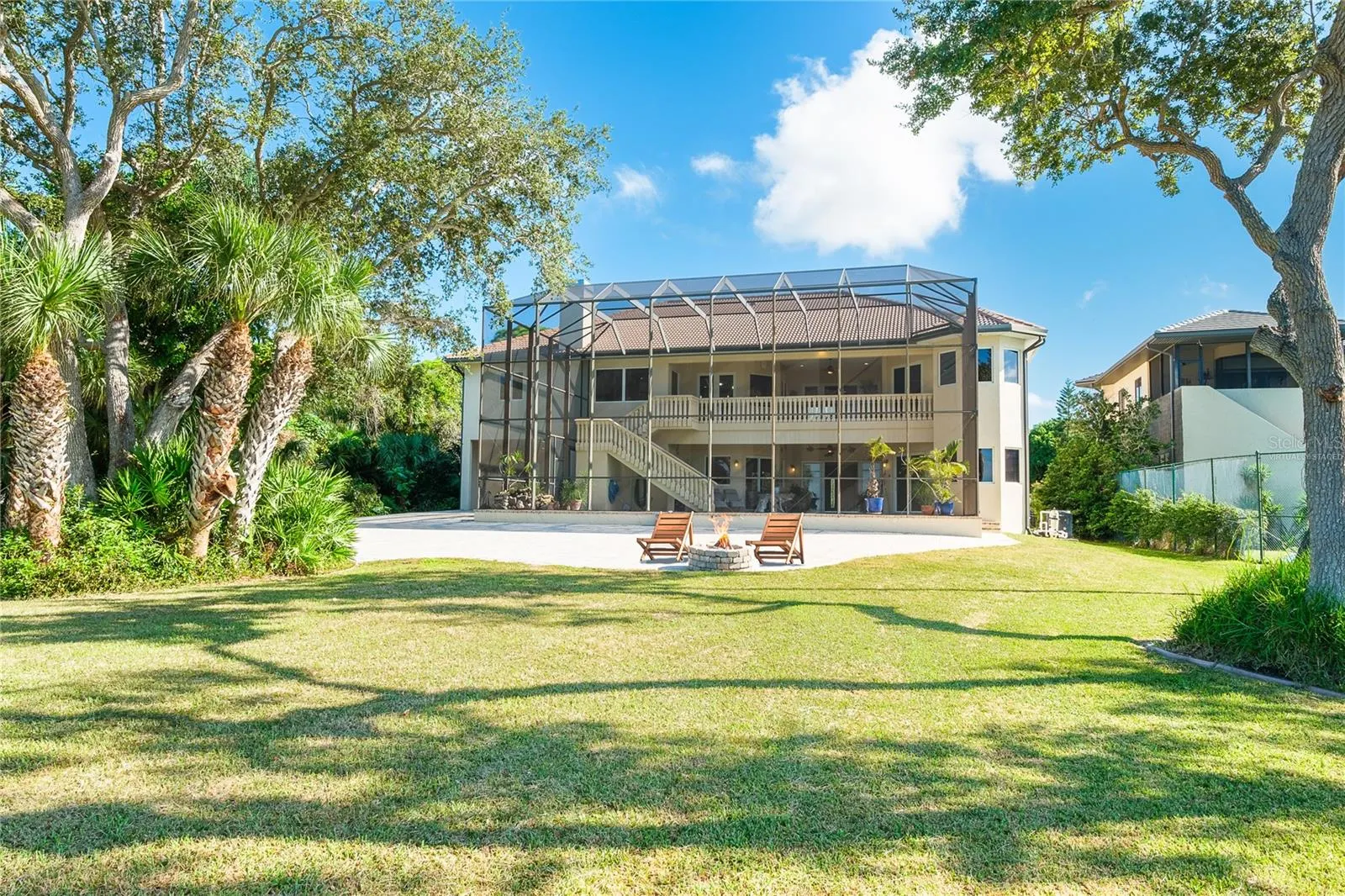 1930 BAYSHORE DR