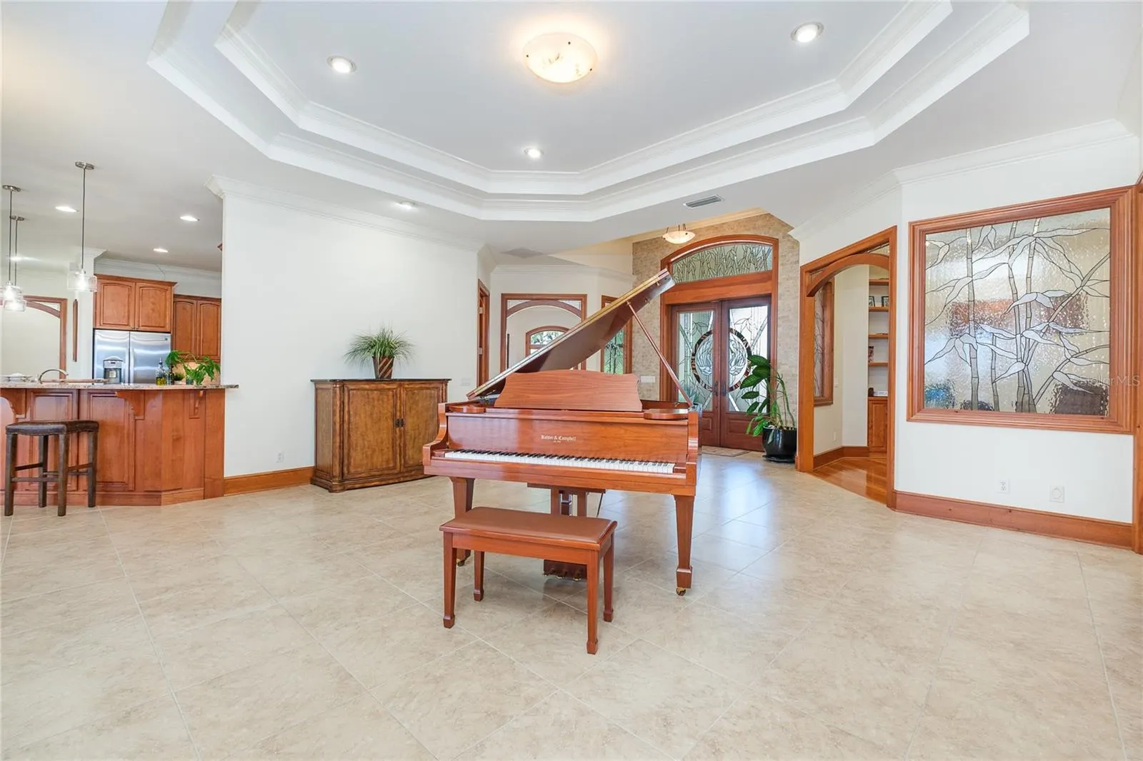 1930 BAYSHORE DR
