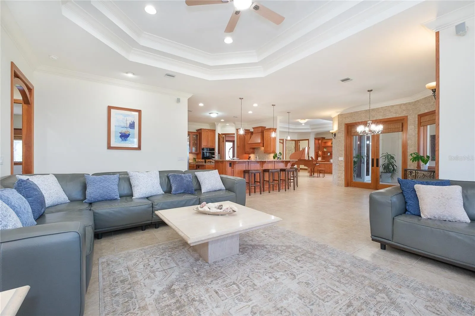 1930 BAYSHORE DR