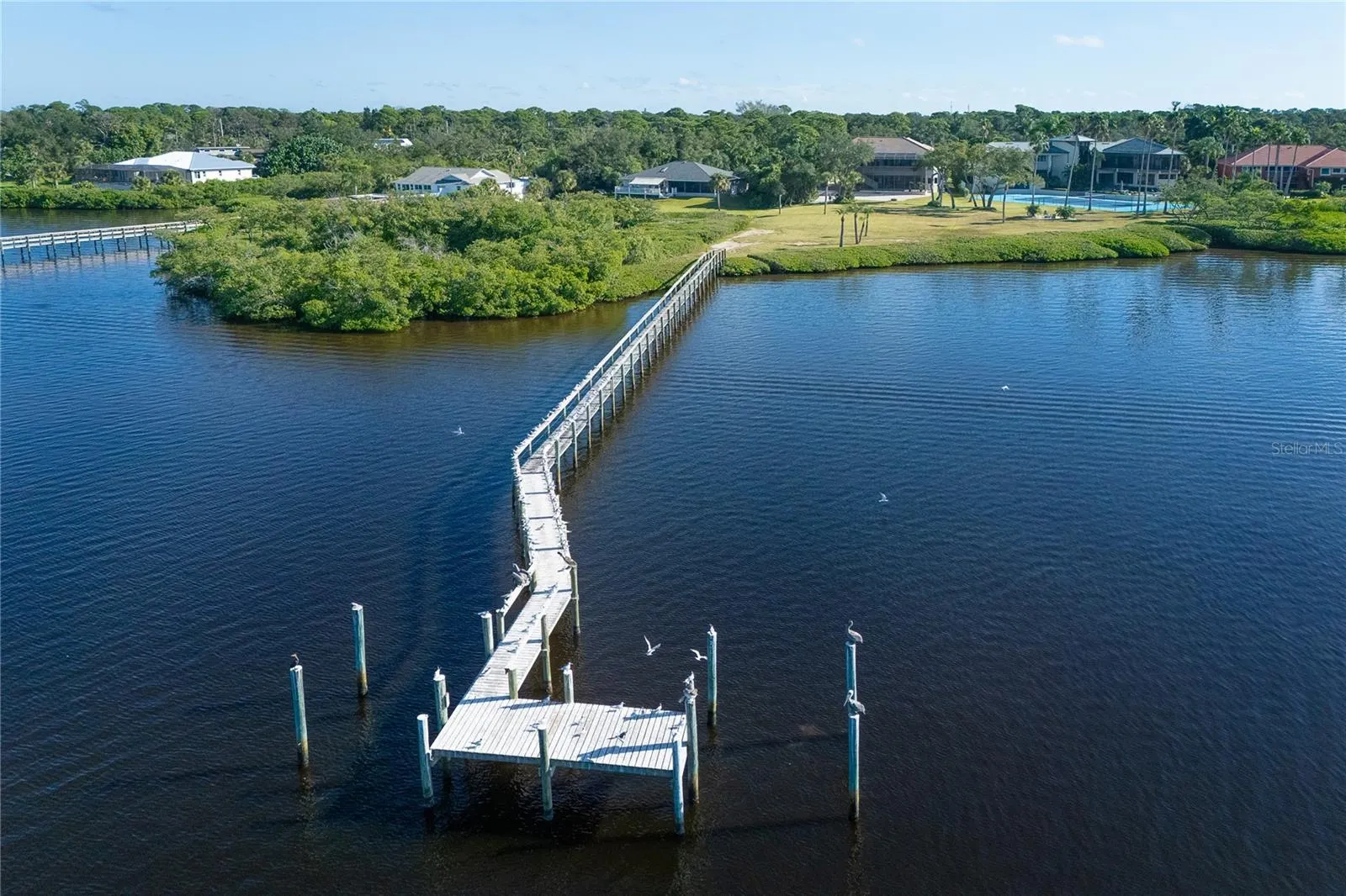 1930 BAYSHORE DR