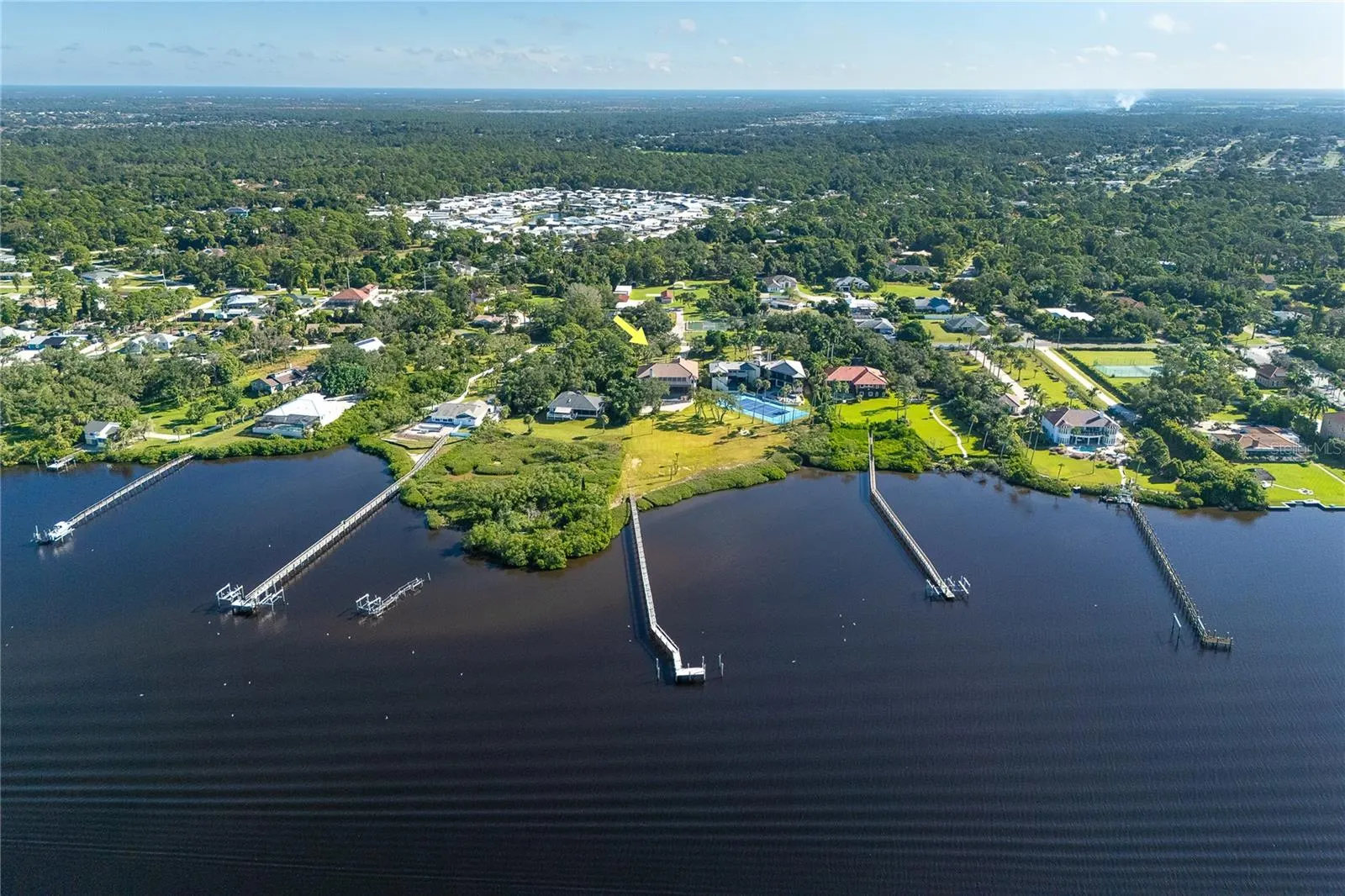 1930 BAYSHORE DR