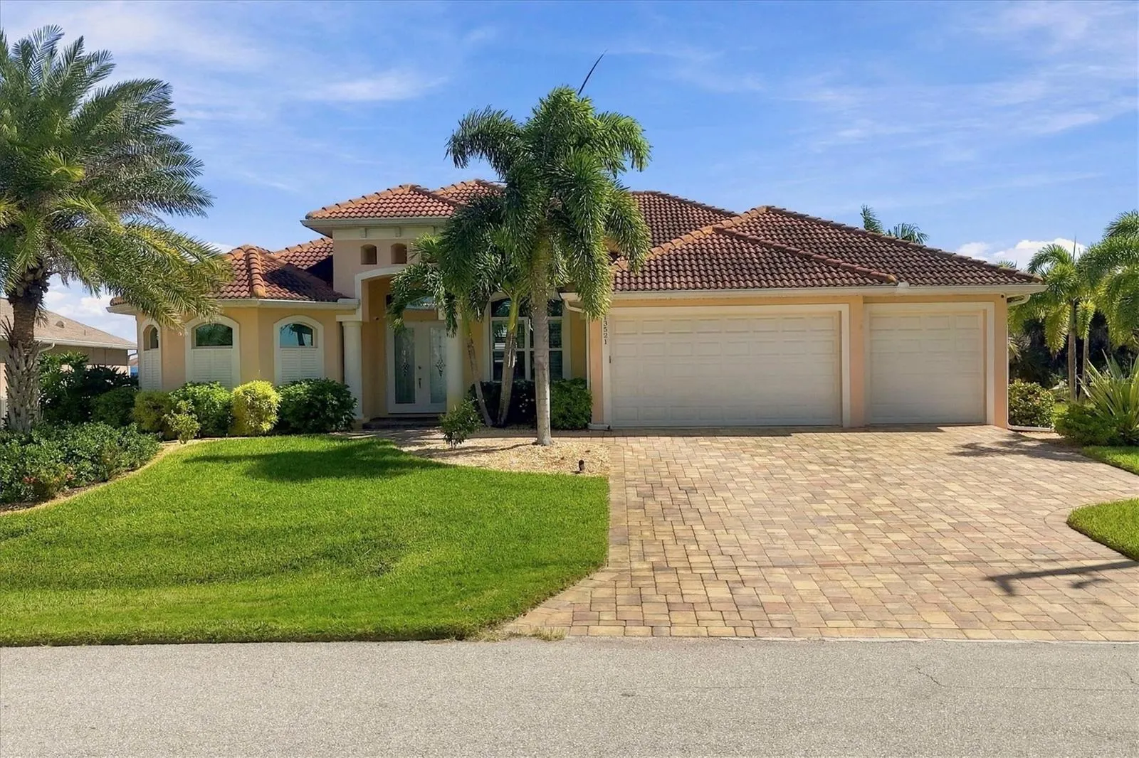 13521 BLAKE DR
