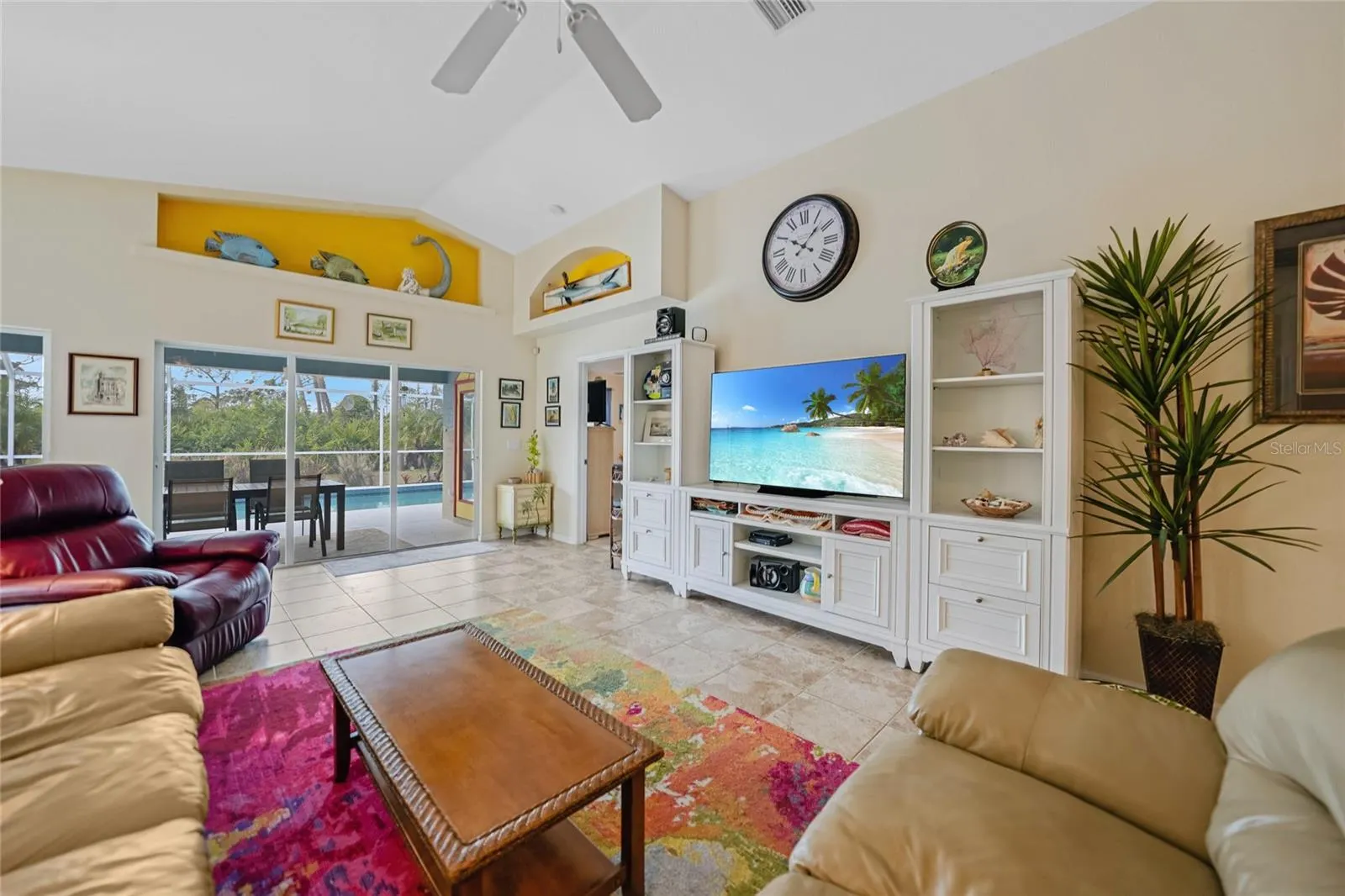 215 AUSTRALIAN DR