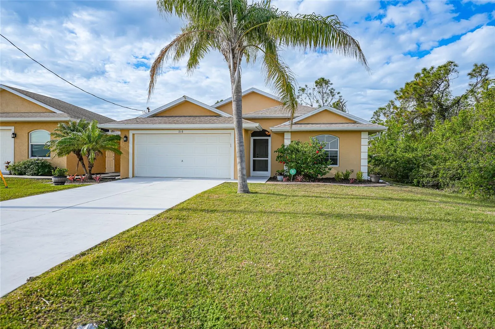 215 AUSTRALIAN DR