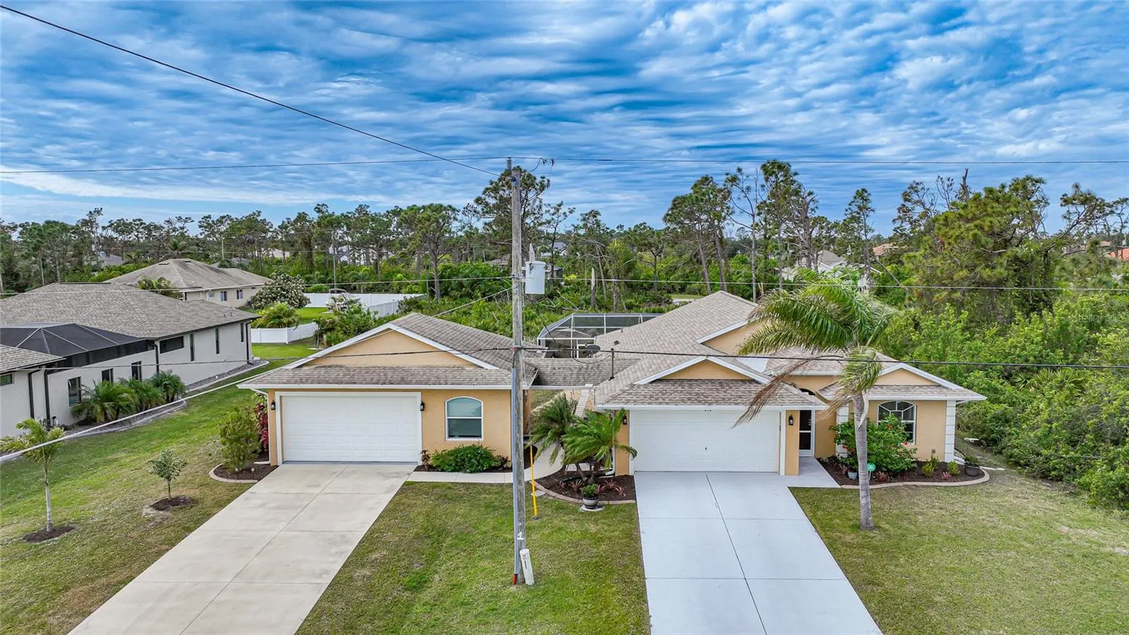 215 AUSTRALIAN DR
