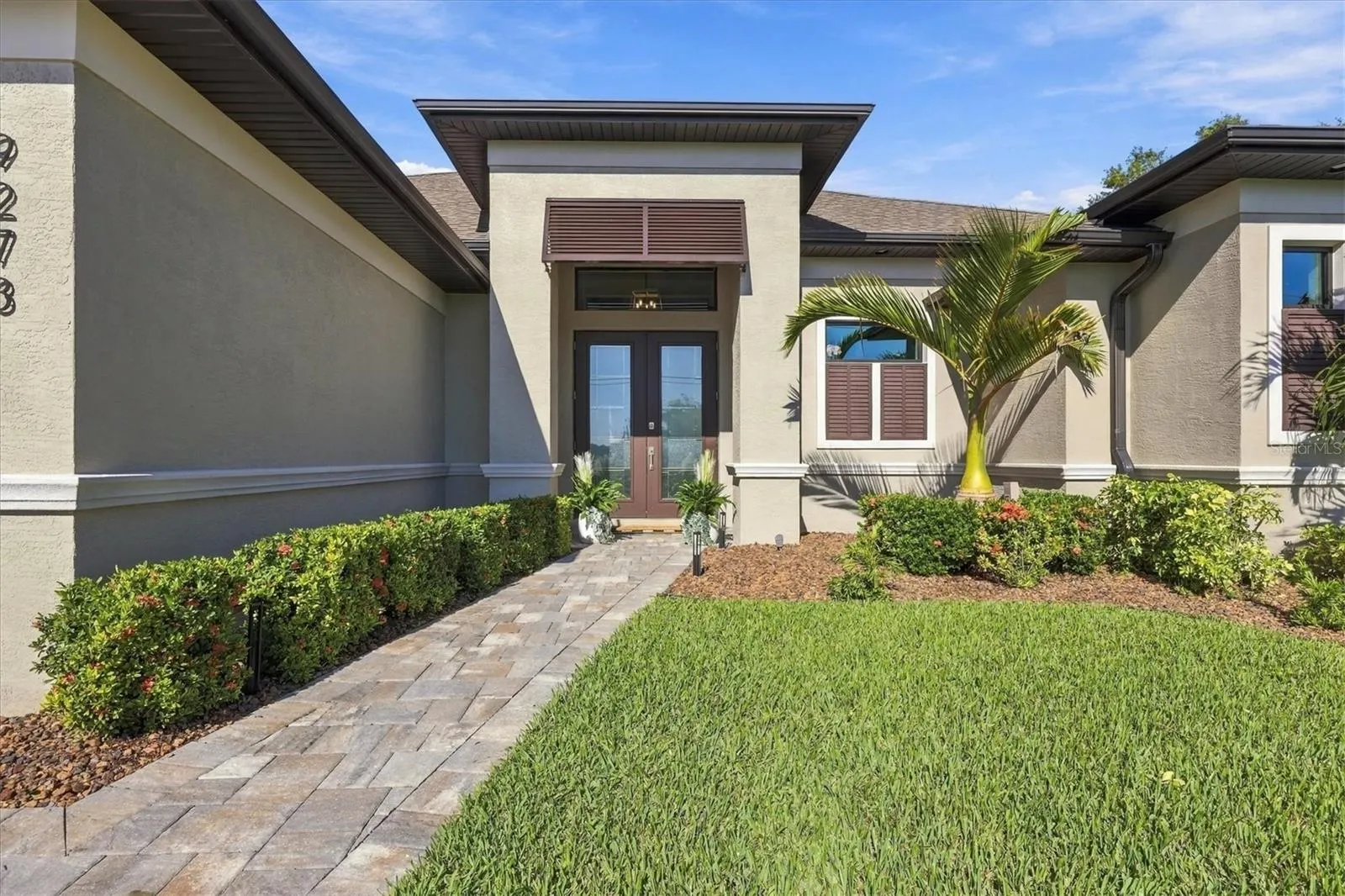 9273 SANTA LUCIA DR