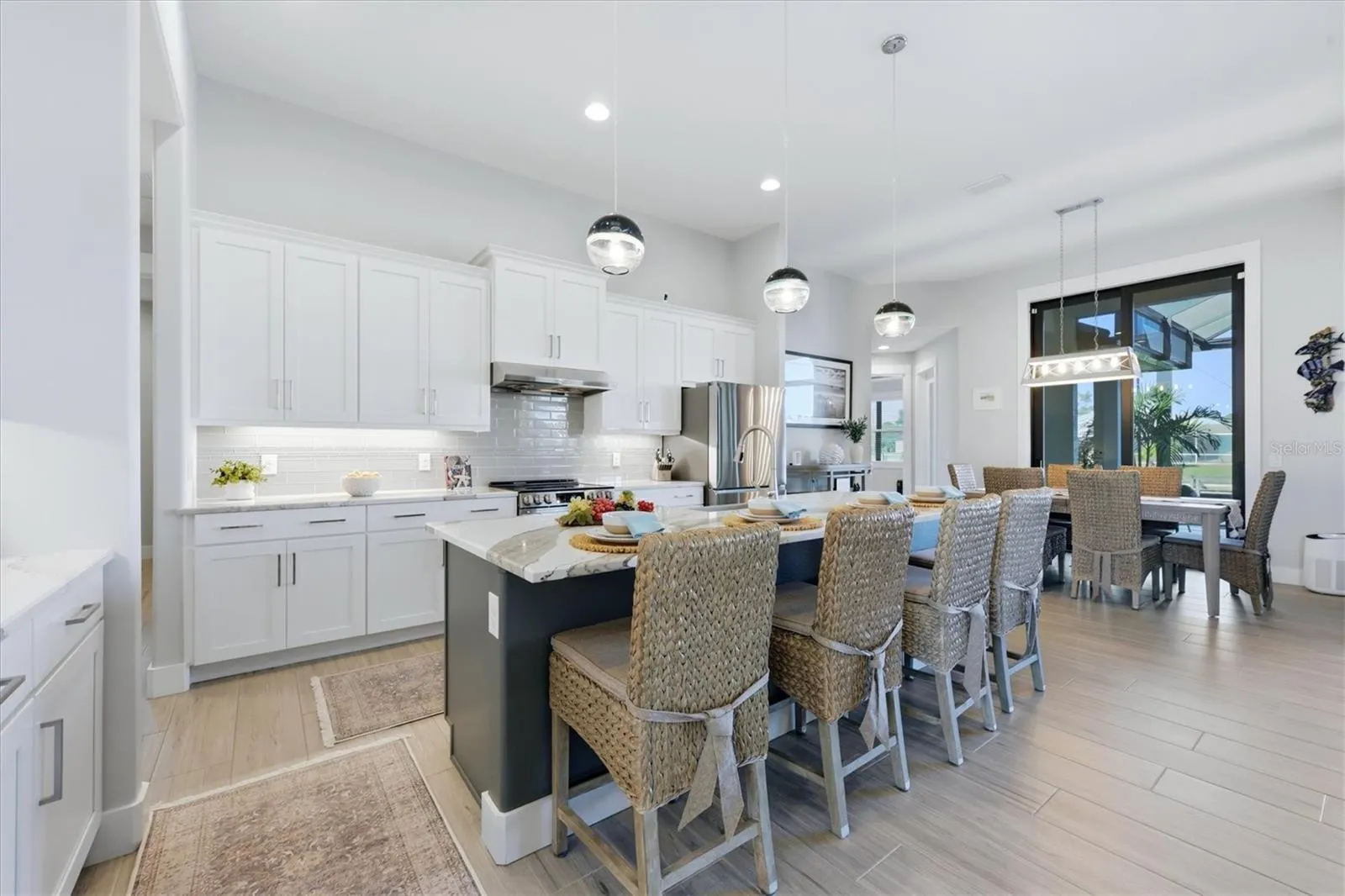 9273 SANTA LUCIA DR