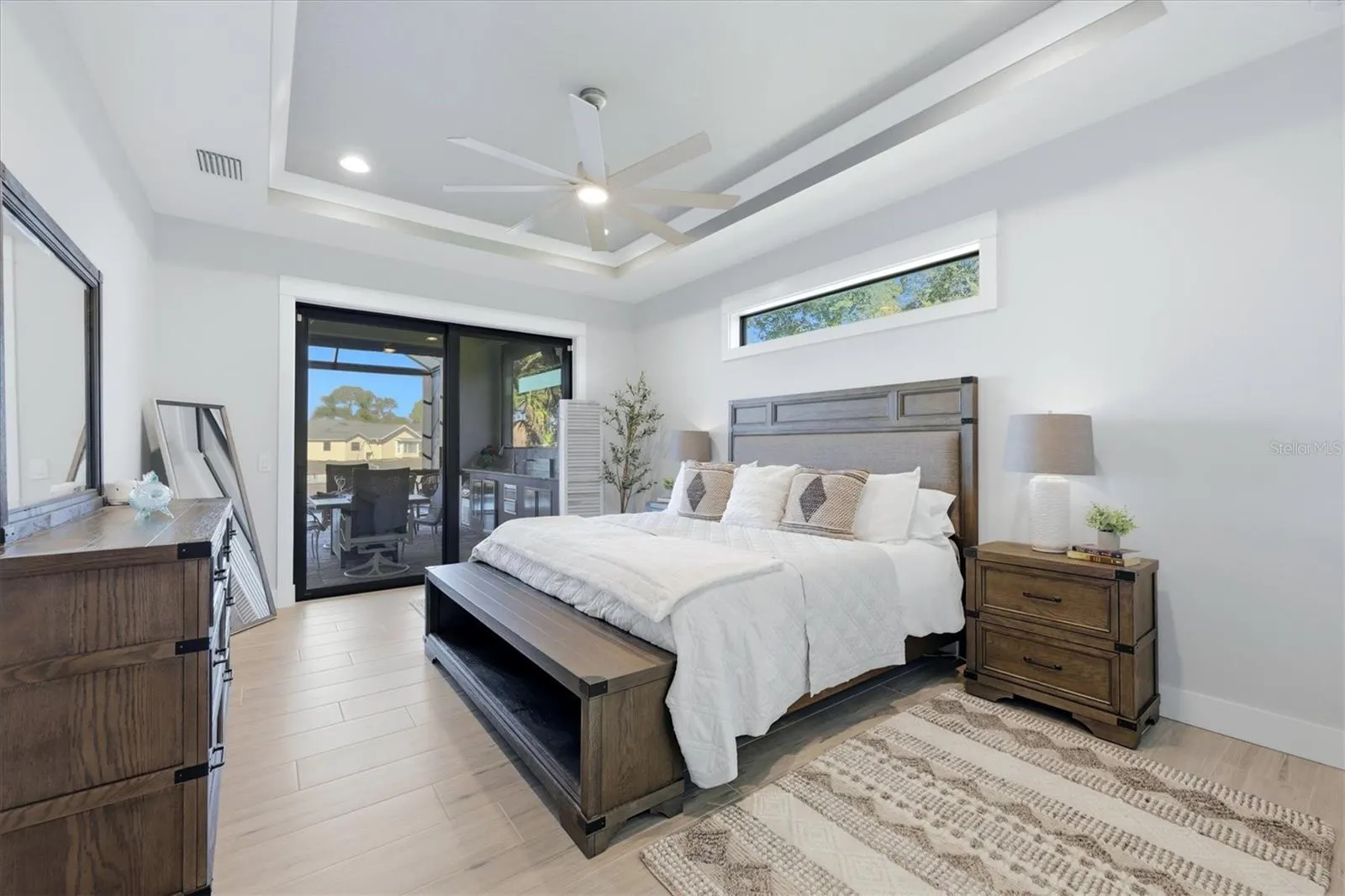 9273 SANTA LUCIA DR