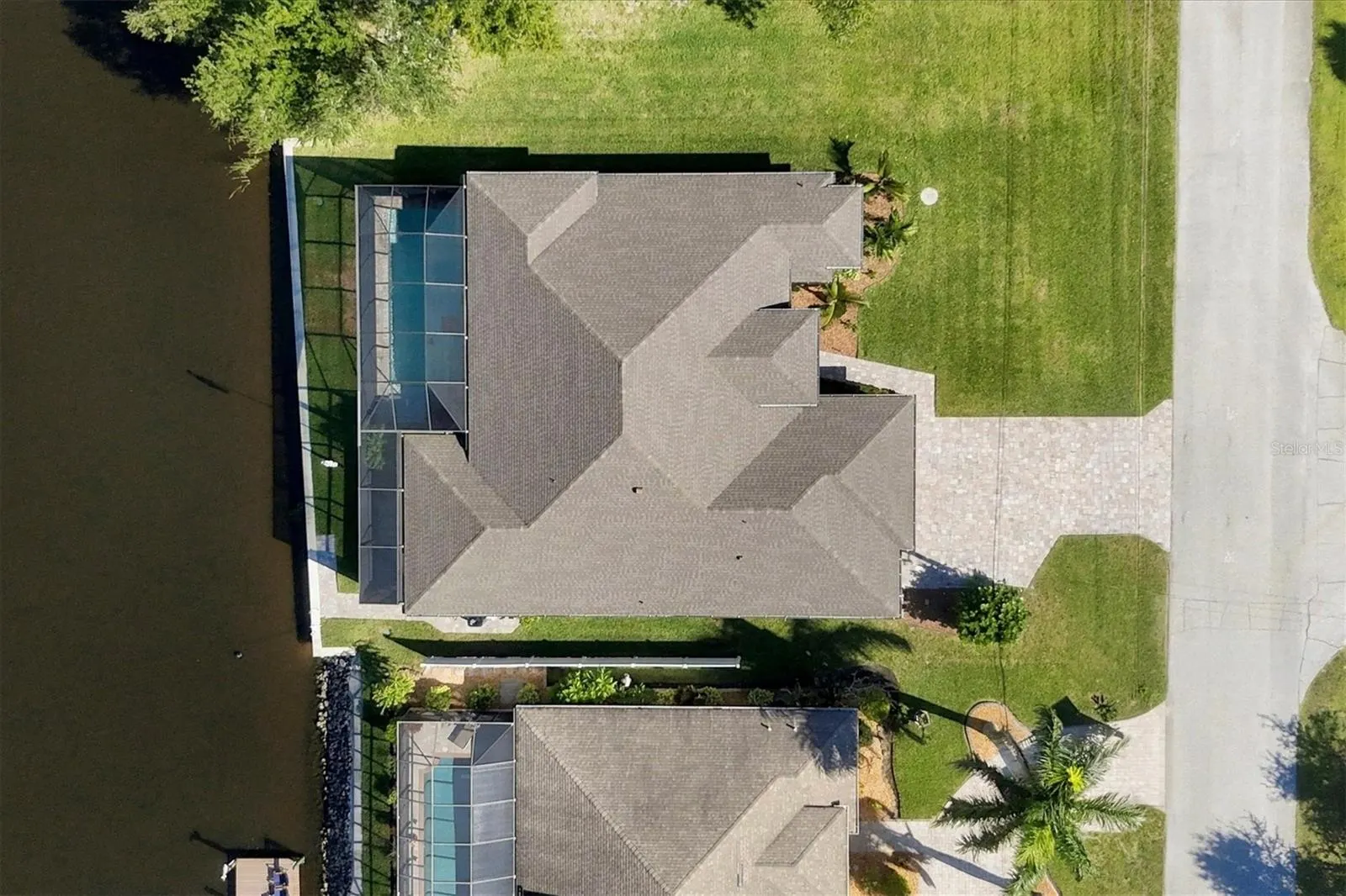 9273 SANTA LUCIA DR
