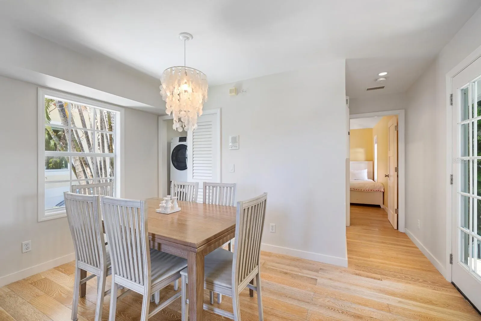 2021 20TH ST W