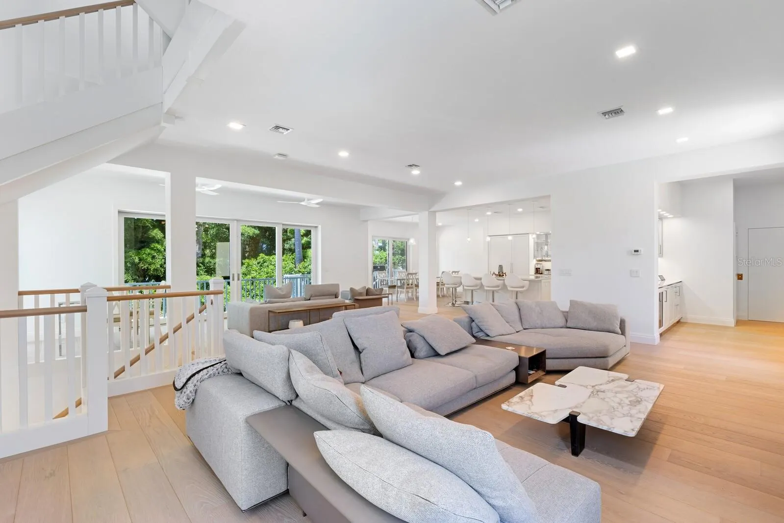 2021 20TH ST W