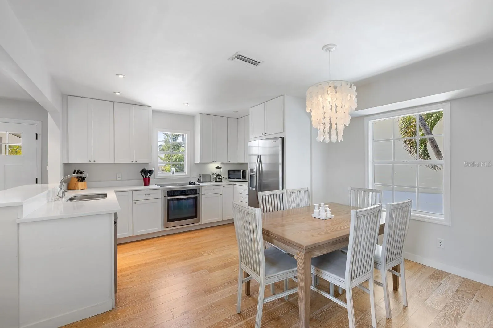 2021 20TH ST W