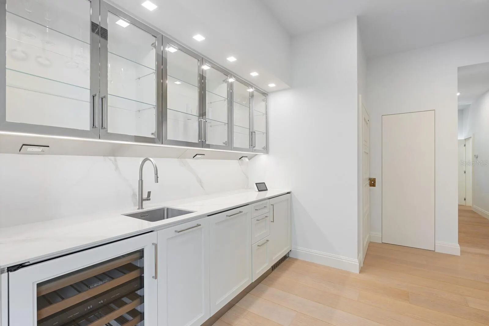 2021 20TH ST W