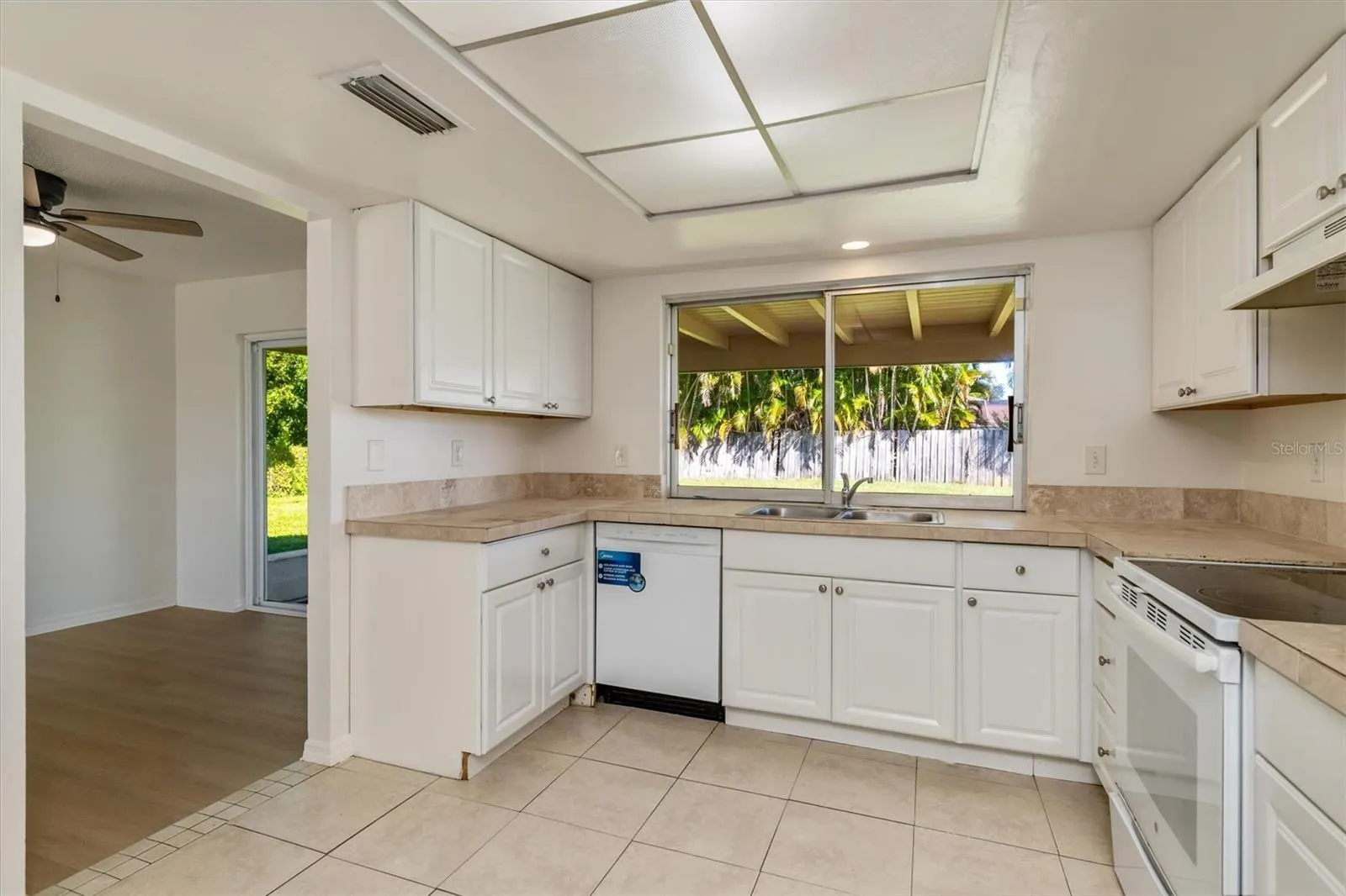 525 SE 35TH ST