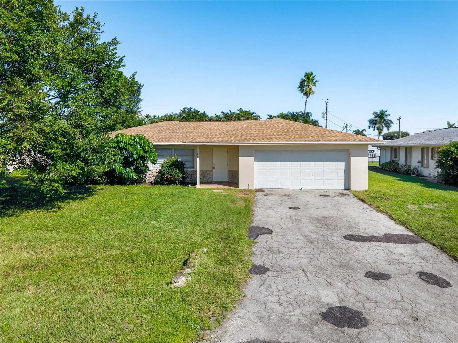 525 SE 35TH ST