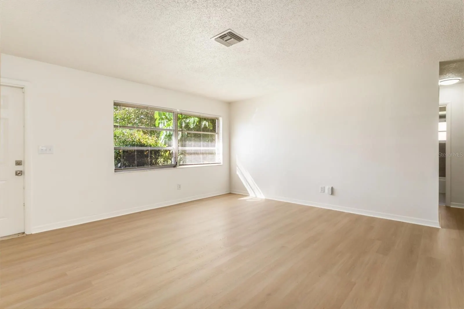 525 SE 35TH ST