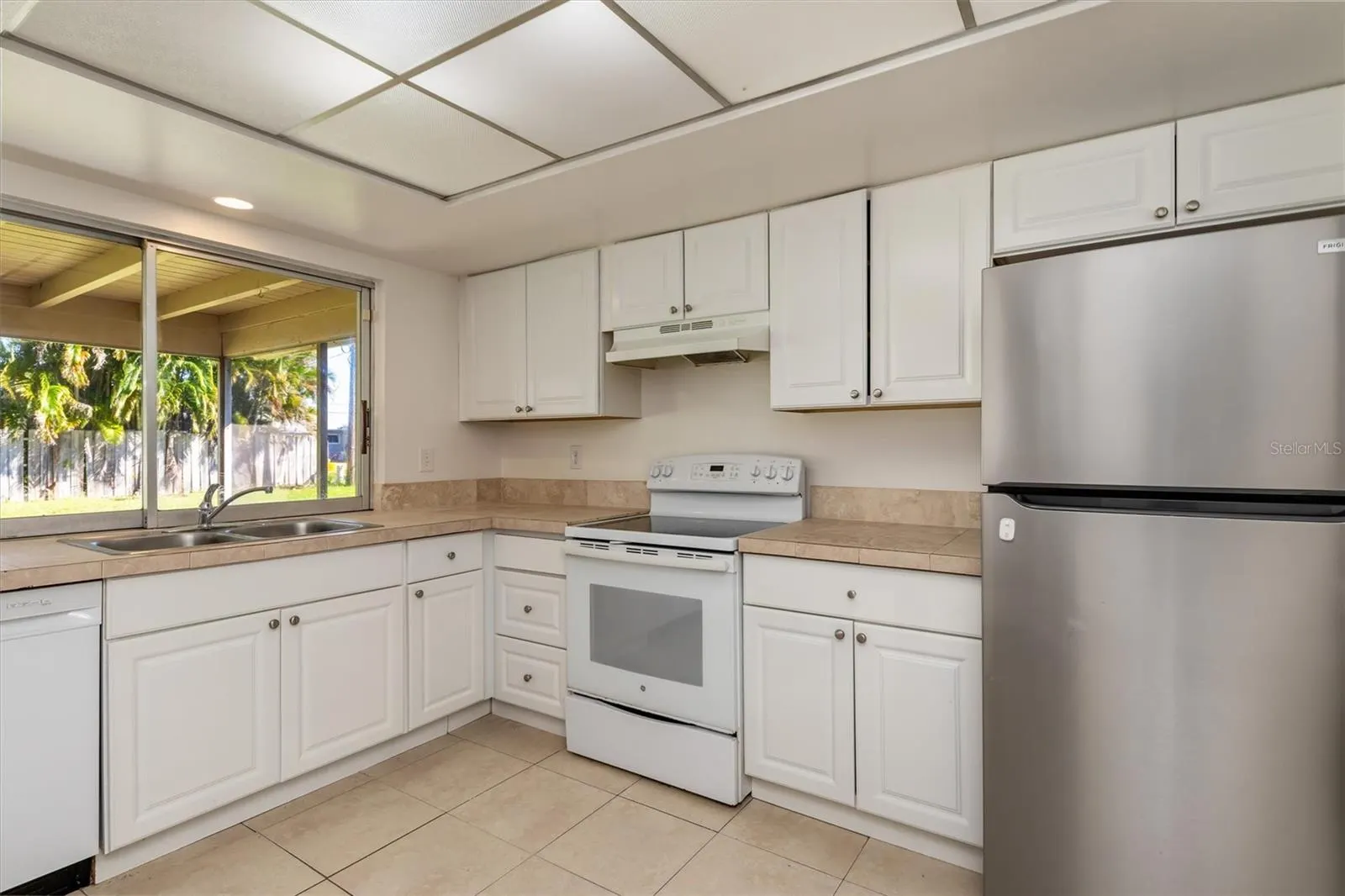 525 SE 35TH ST