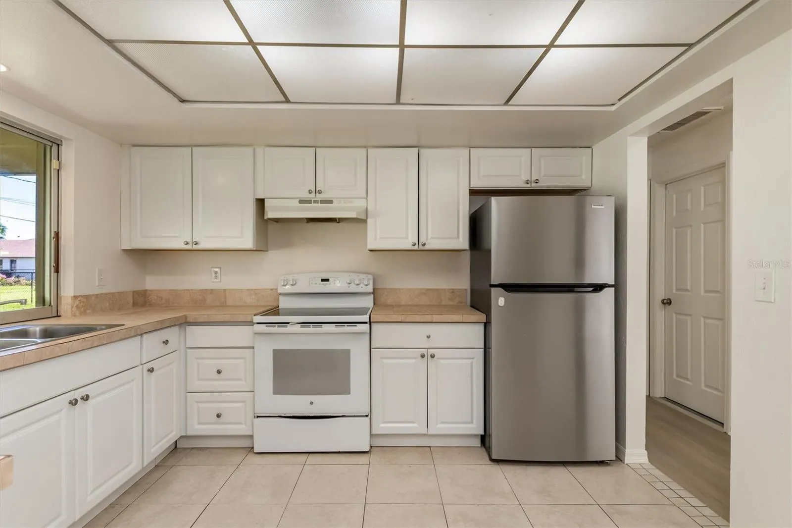 525 SE 35TH ST